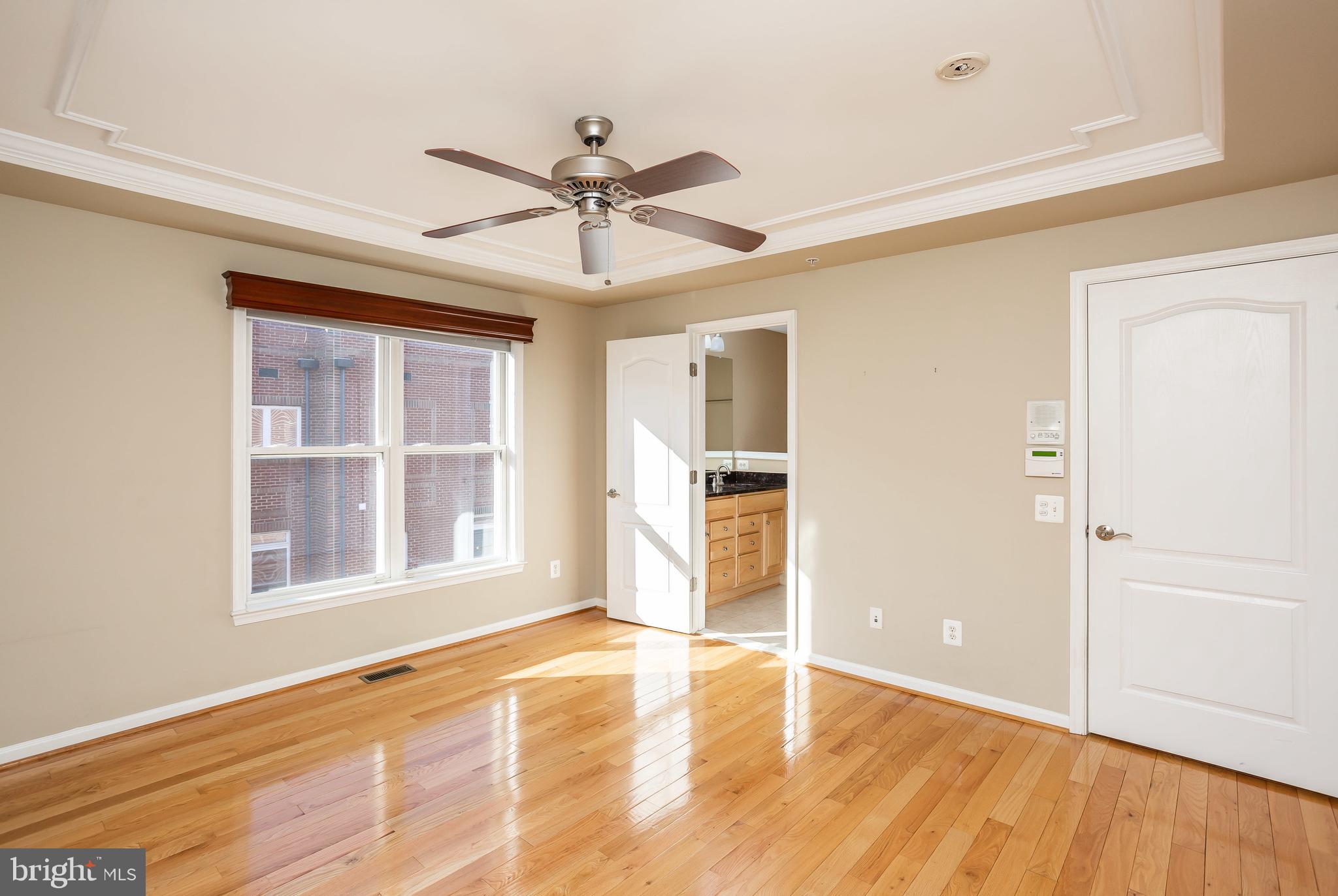 LOCUST POINT - Residential