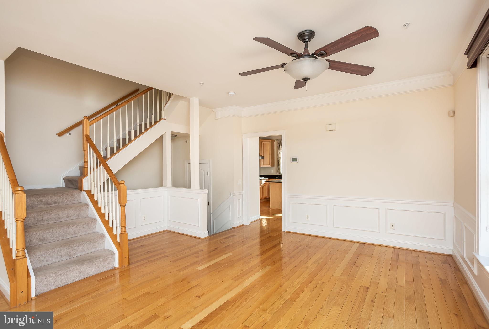 LOCUST POINT - Residential