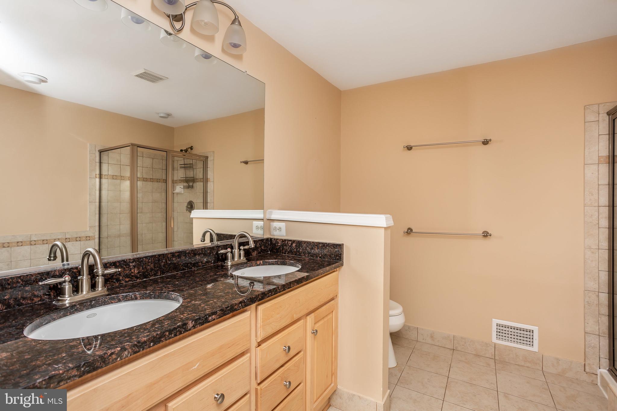 LOCUST POINT - Residential