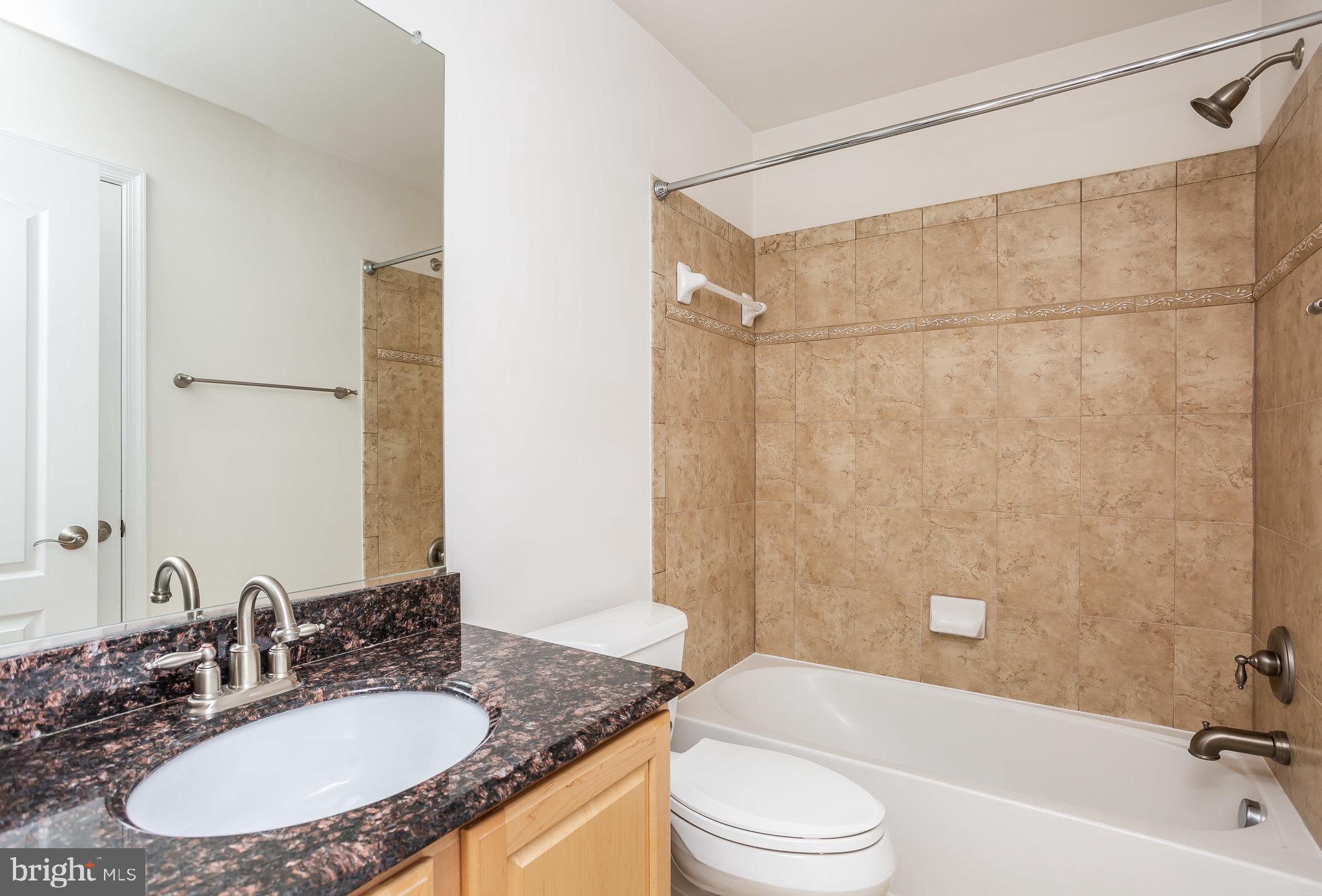 LOCUST POINT - Residential