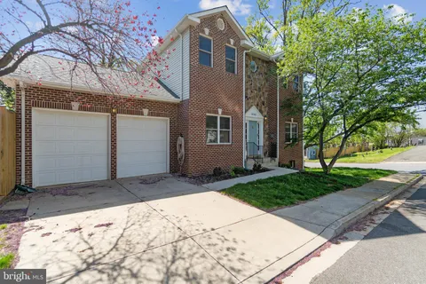 2142 N Dinwiddie Street, Arlington, VA 22207 - MLS#: VAAR2057312