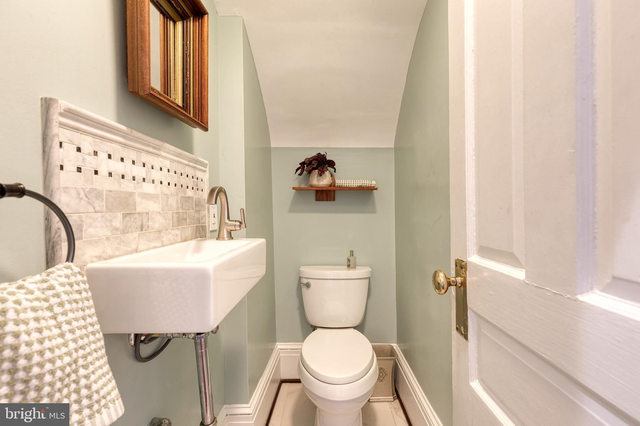 MOUNT VERNON PLACE HISTORIC DISTRICT - Residential Income