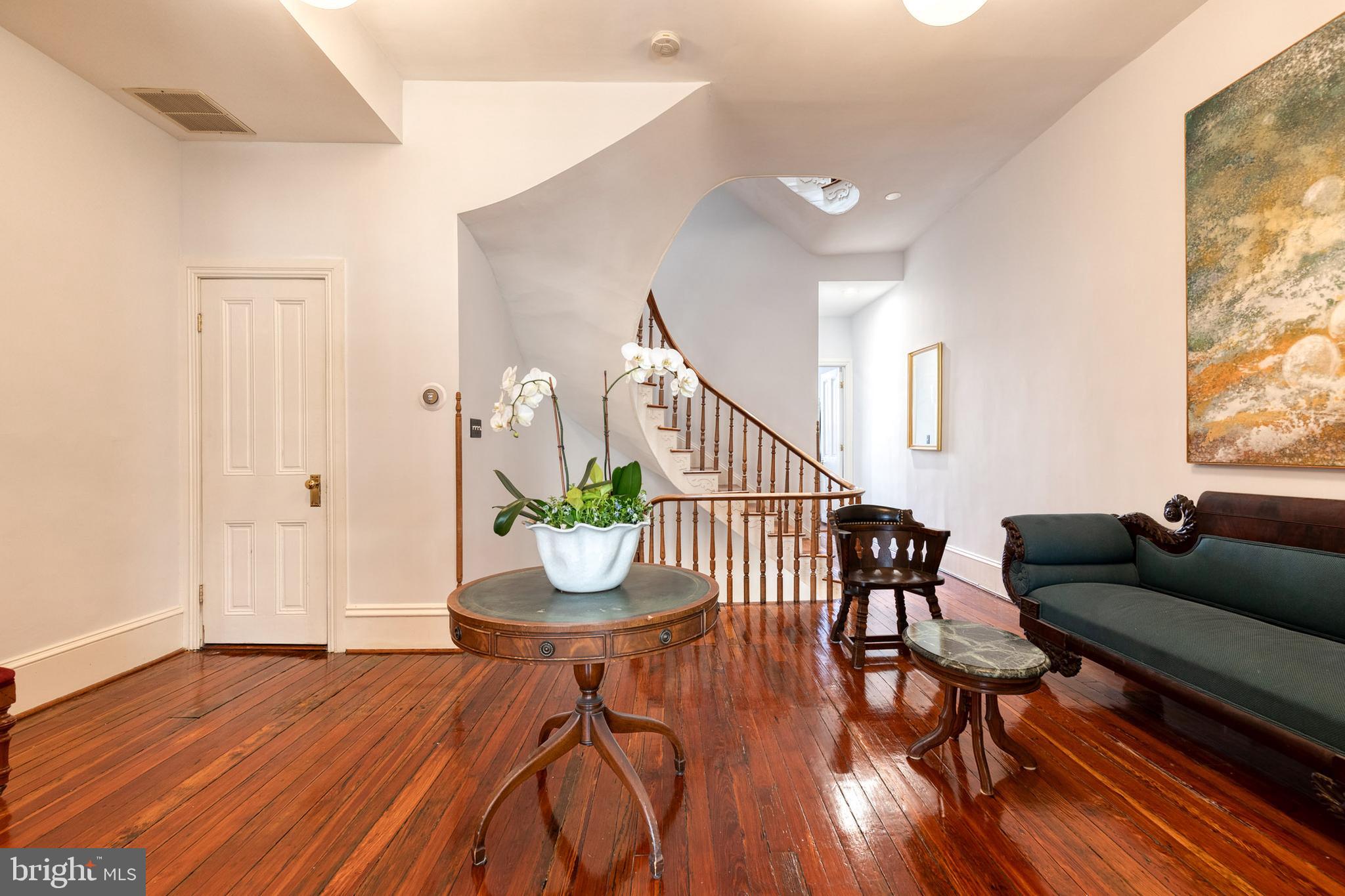 MOUNT VERNON PLACE HISTORIC DISTRICT - Residential Income