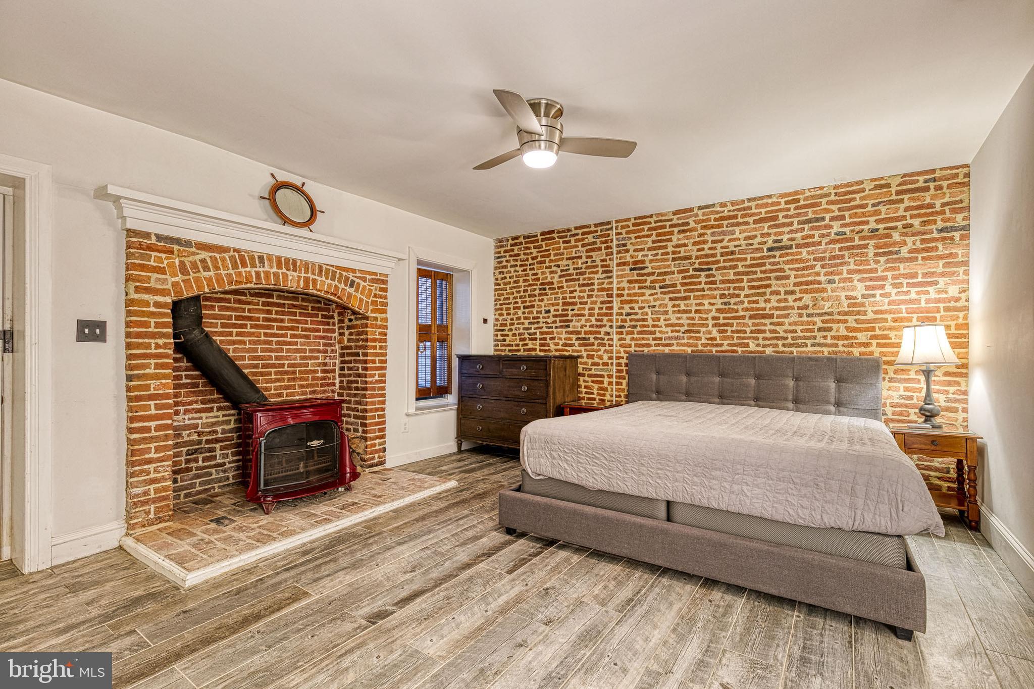 MOUNT VERNON PLACE HISTORIC DISTRICT - Residential Income