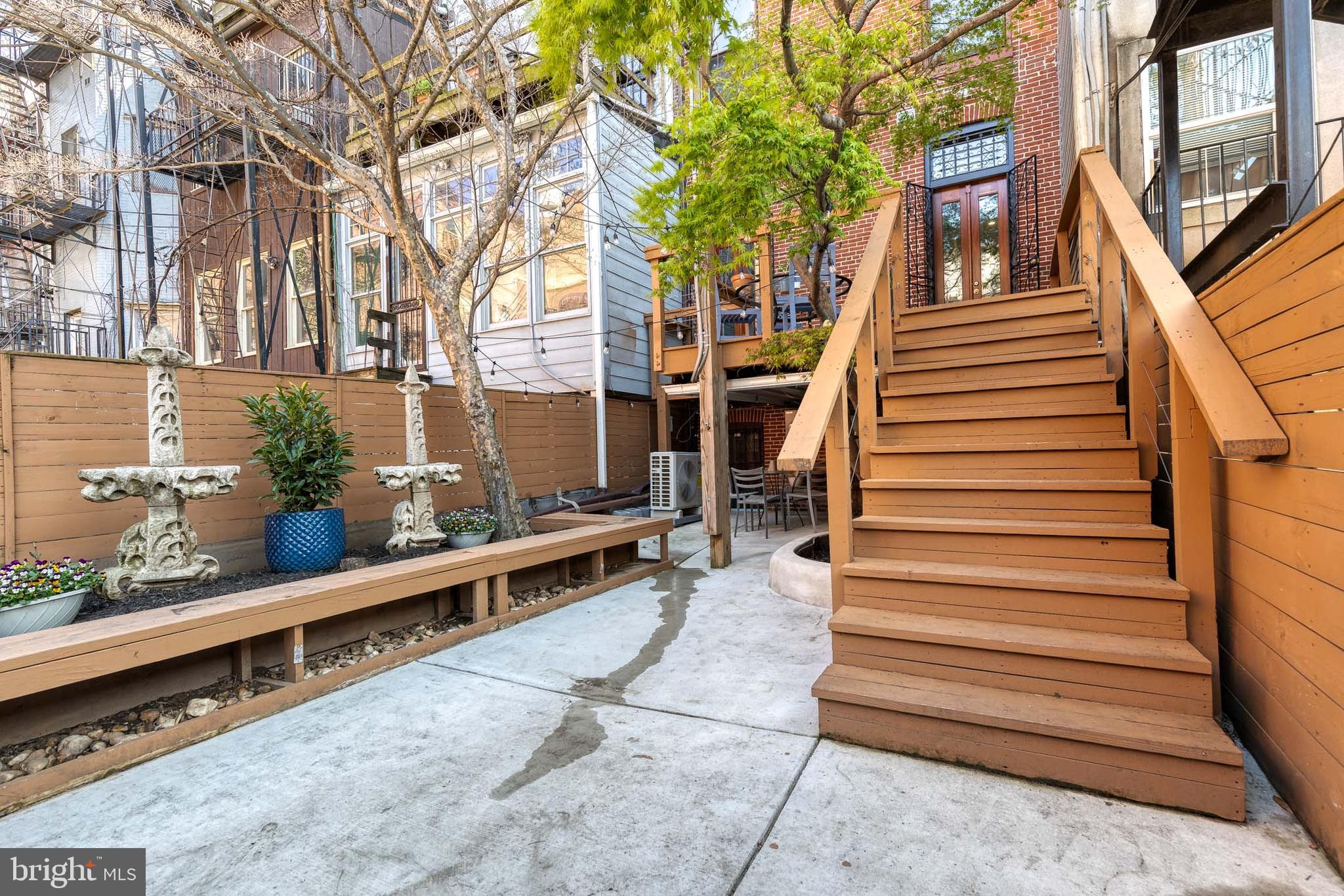 MOUNT VERNON PLACE HISTORIC DISTRICT - Residential Income