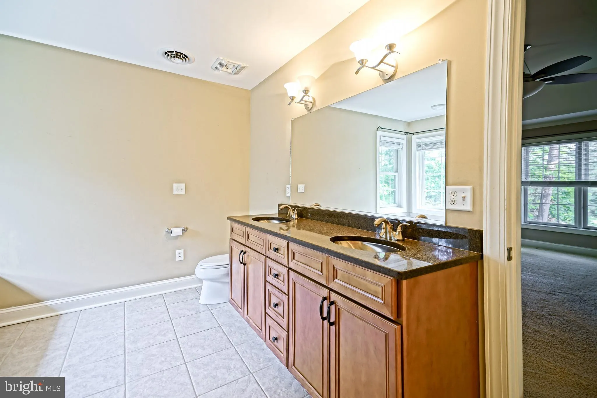 Milton, Delaware 19968, United States, 5 Bedrooms Bedrooms, ,5 BathroomsBathrooms,Residential,Active,144333