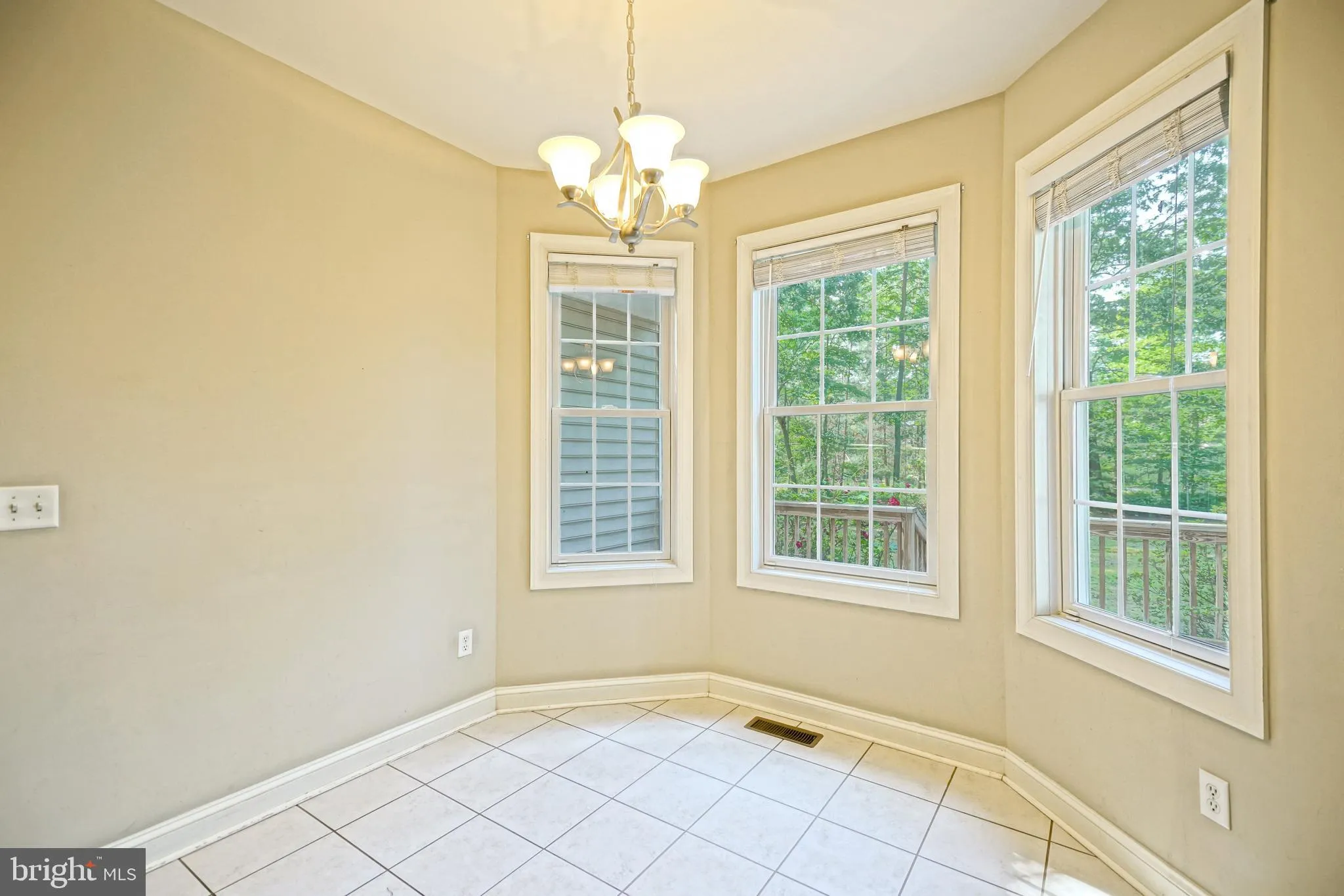 Milton, Delaware 19968, United States, 5 Bedrooms Bedrooms, ,5 BathroomsBathrooms,Residential,Active,144333