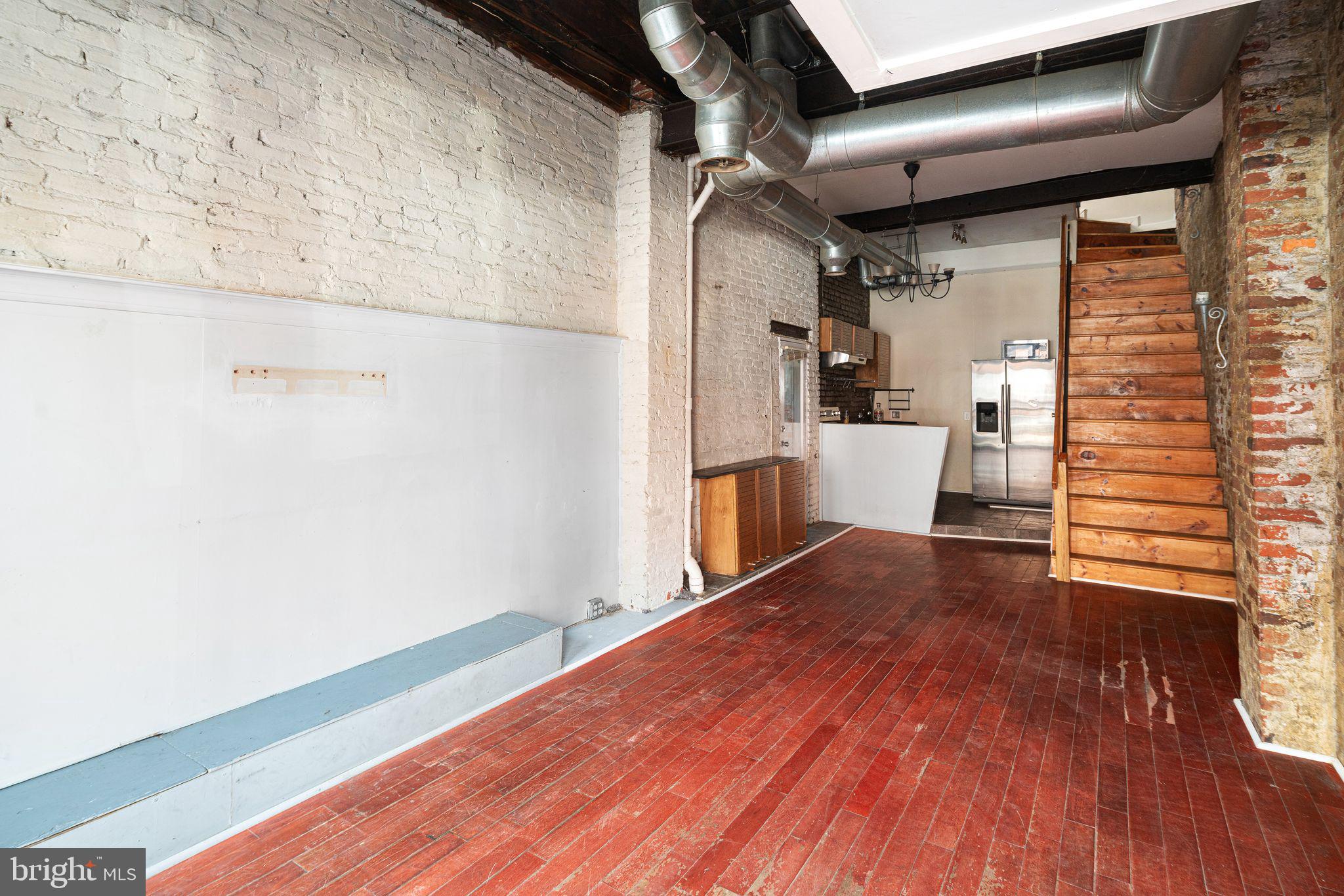 1127 S 7TH STREET