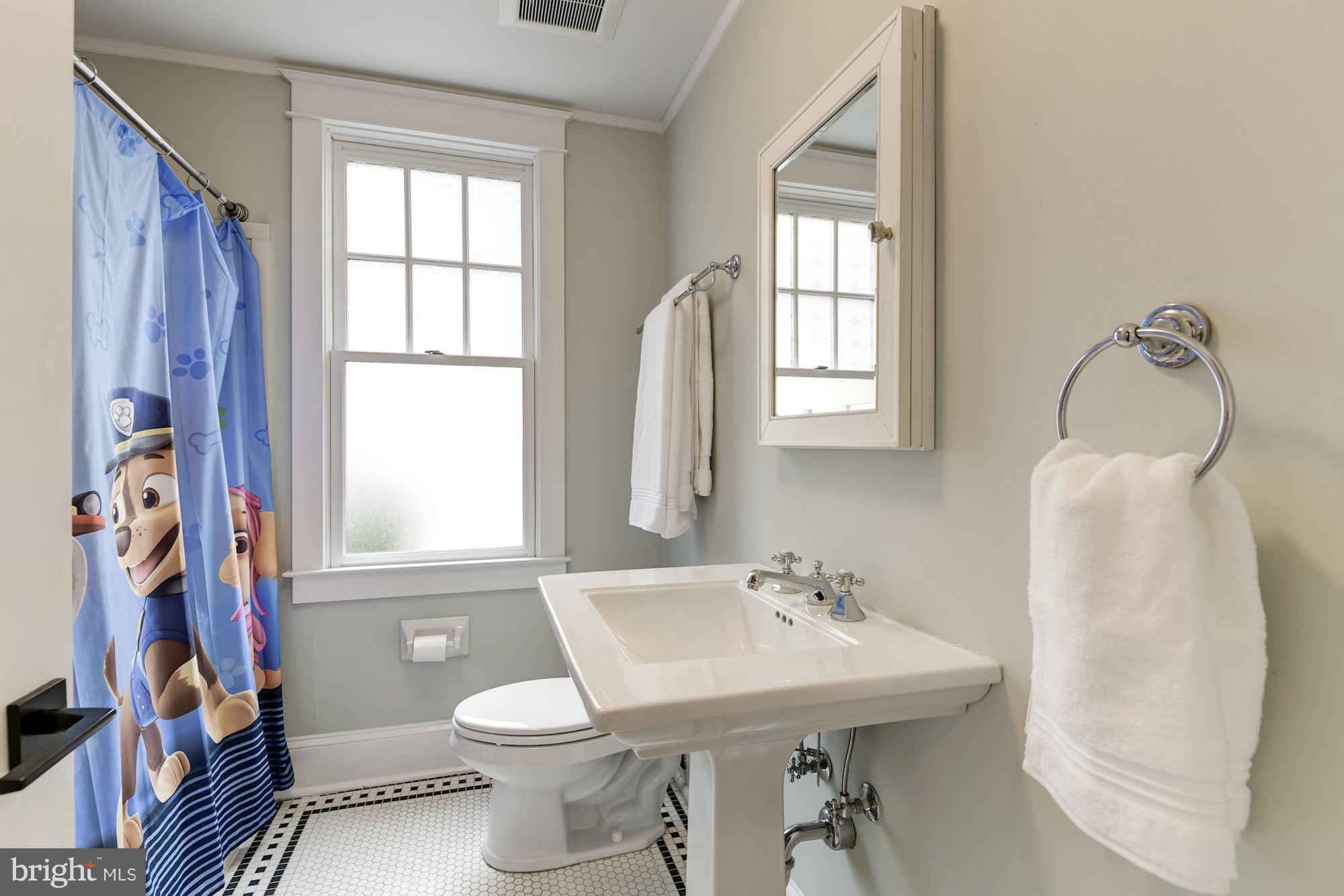 ASHTON HEIGHTS - Residential