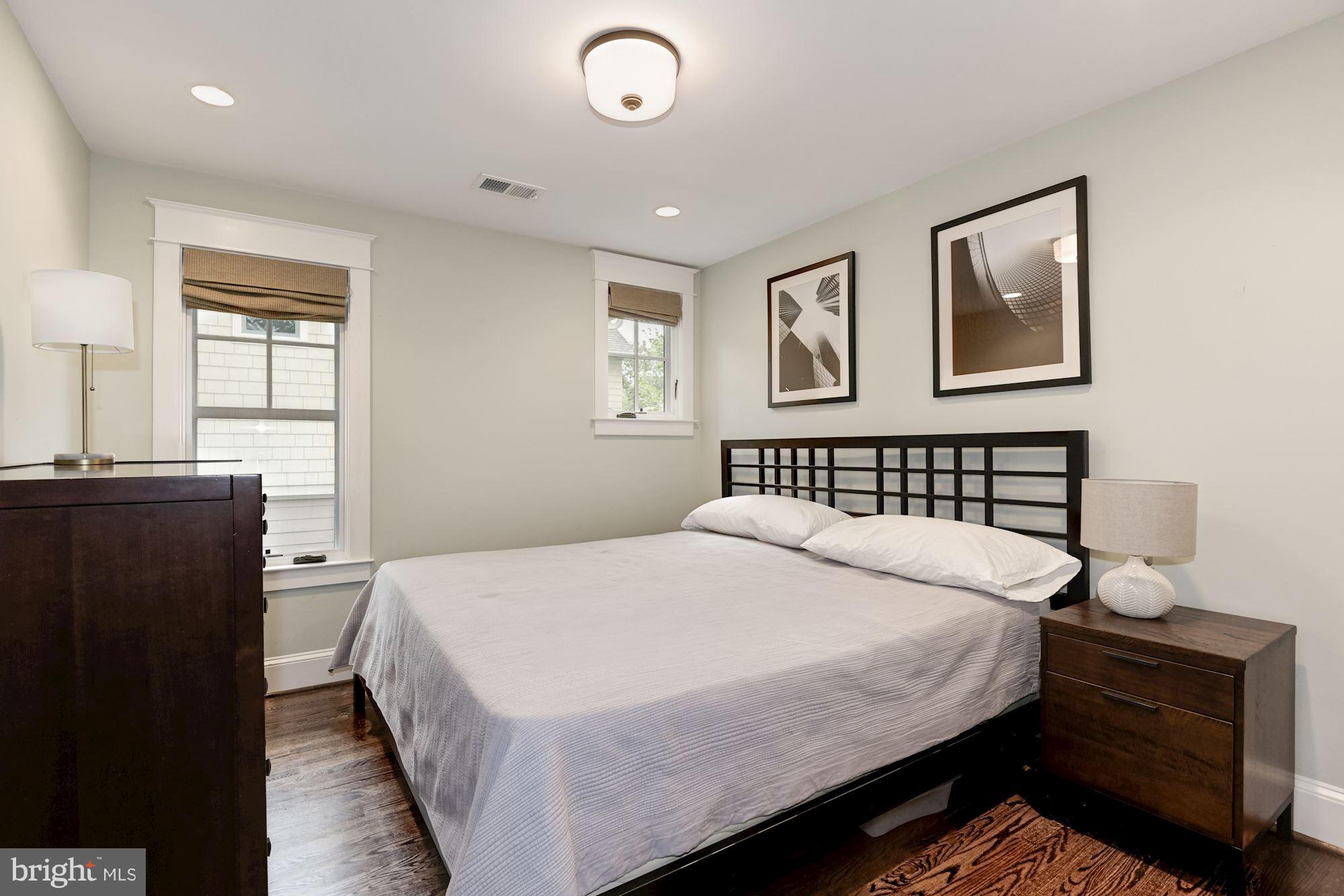 ASHTON HEIGHTS - Residential