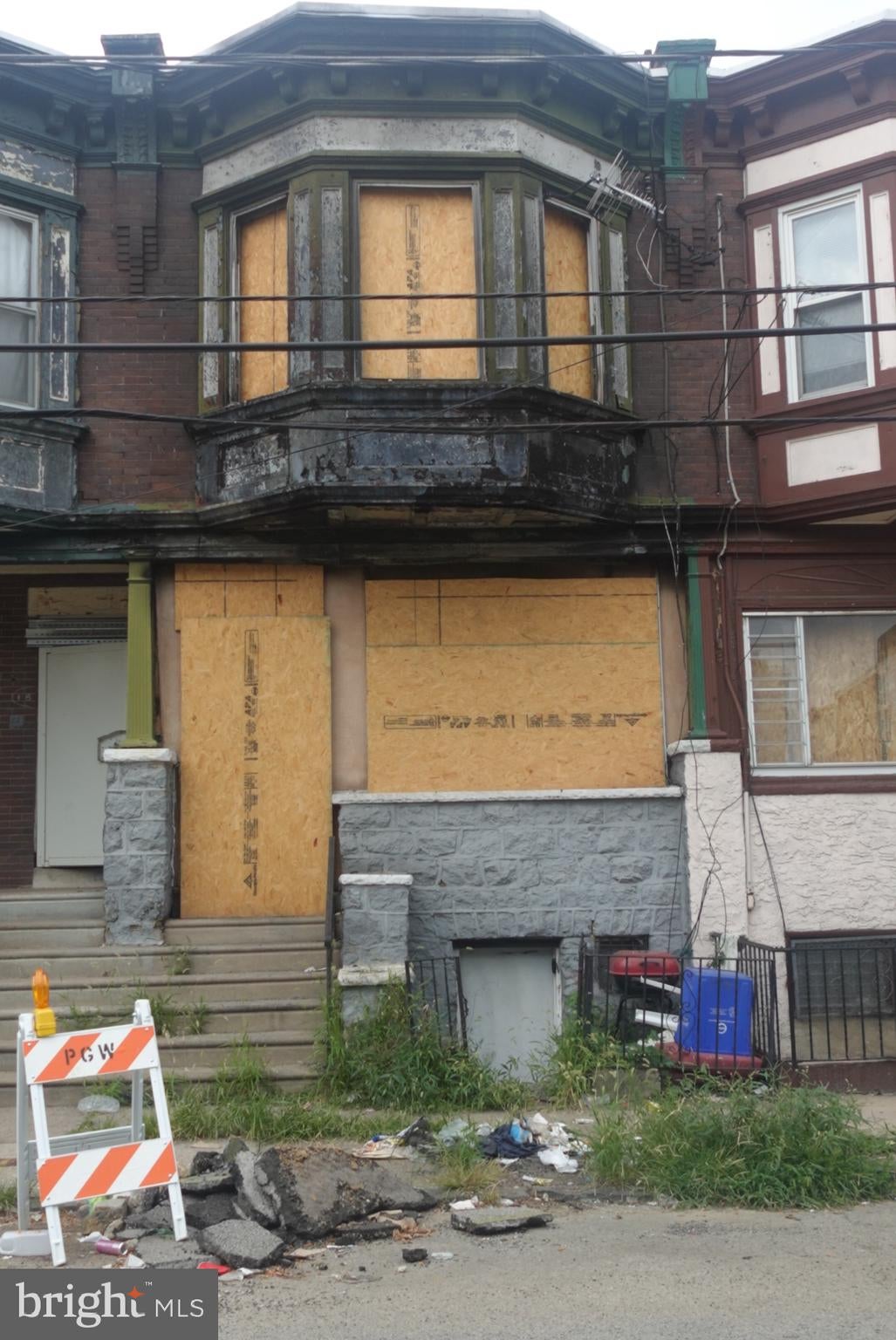 16 S 55TH STREET