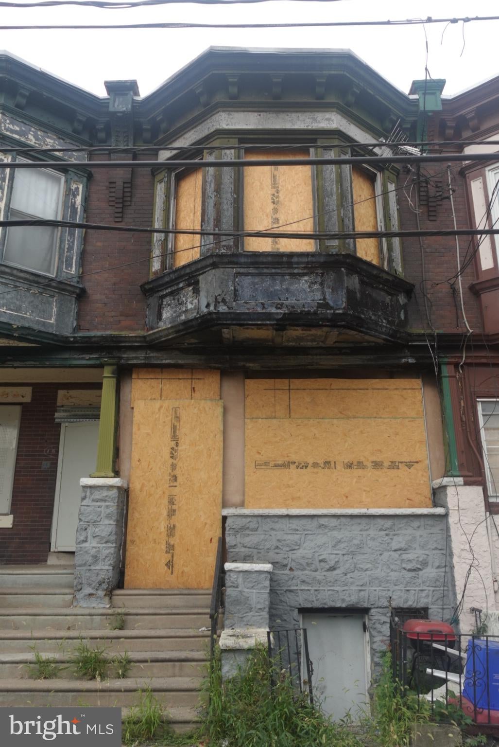 16 S 55TH STREET