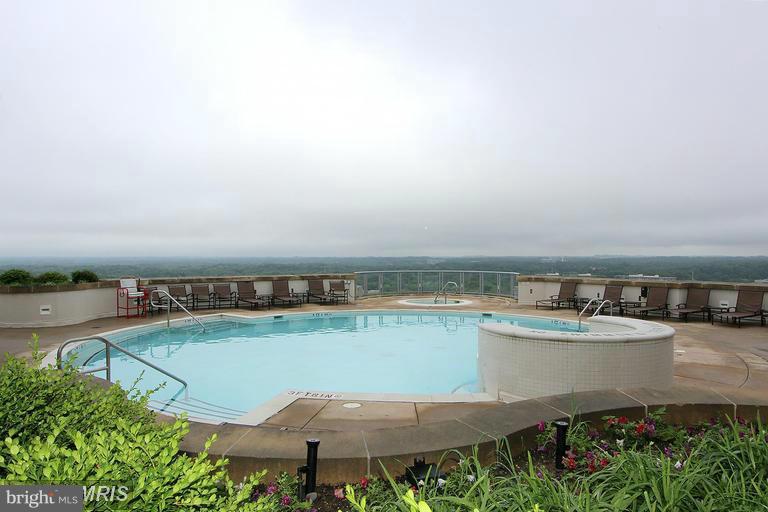 MIDTOWN BETHESDA NORTH - Residential Lease