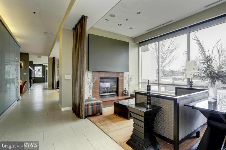 MIDTOWN BETHESDA NORTH - Residential Lease