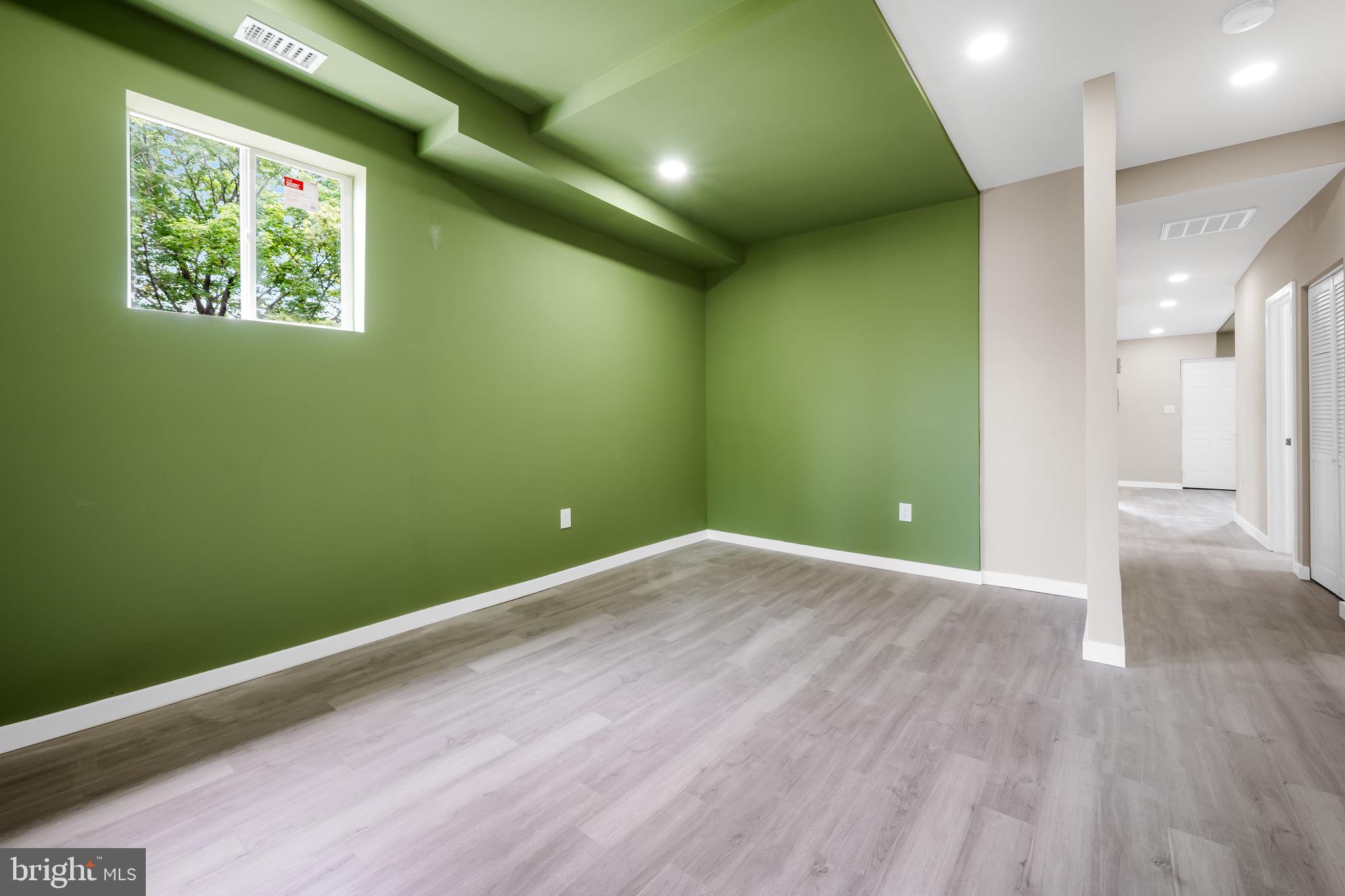 WAVERLY - Residential