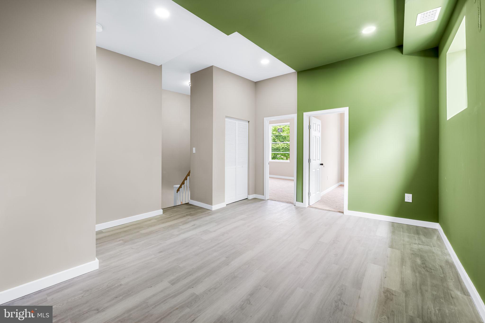 WAVERLY - Residential