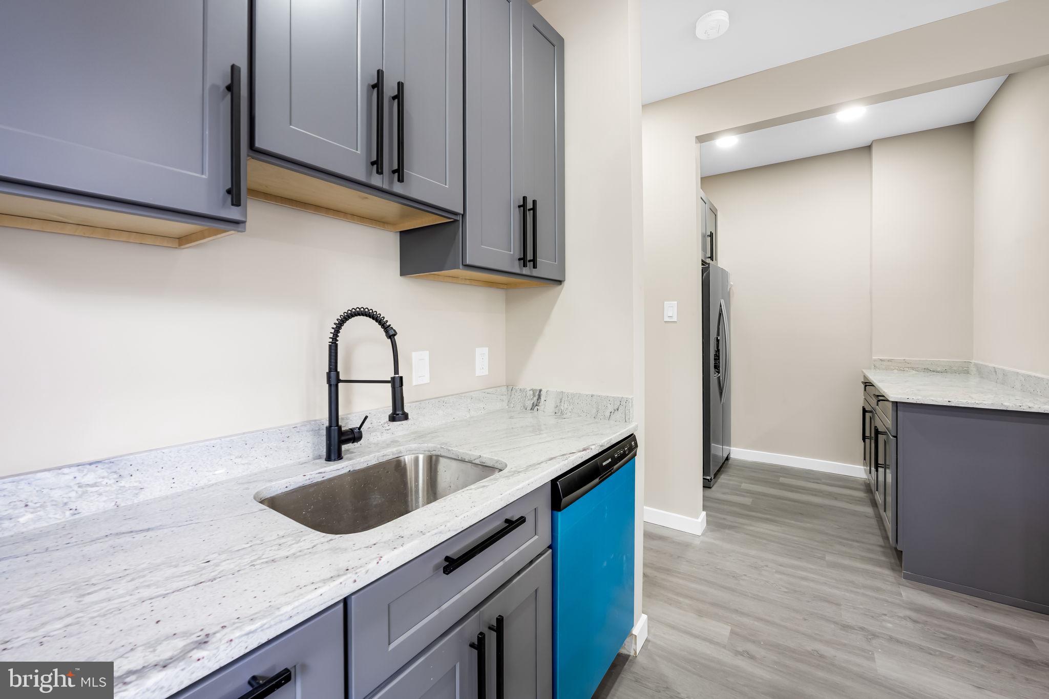 WAVERLY - Residential