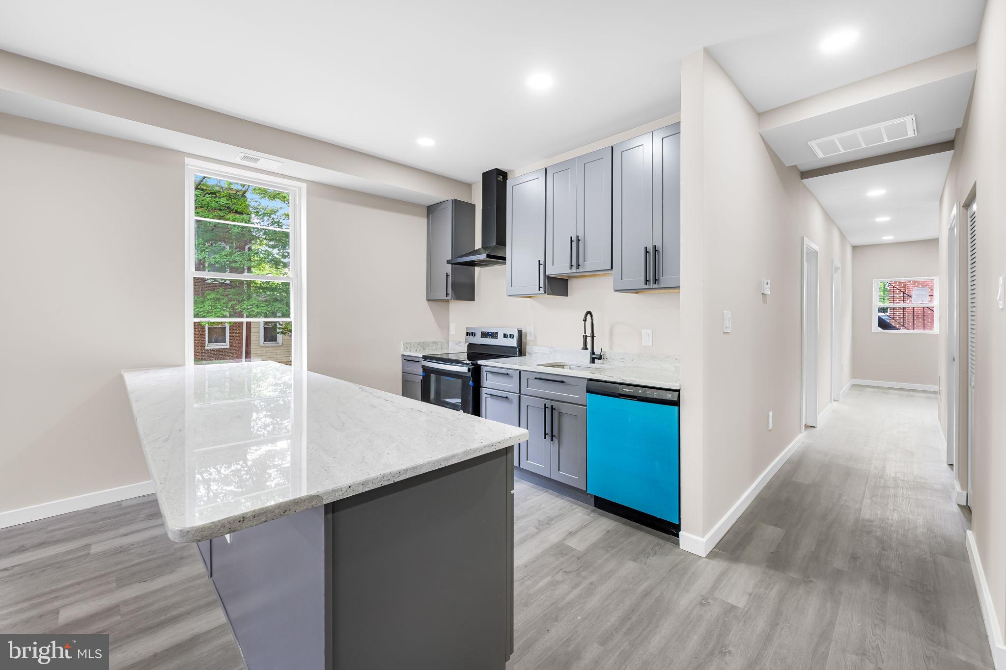 WAVERLY - Residential