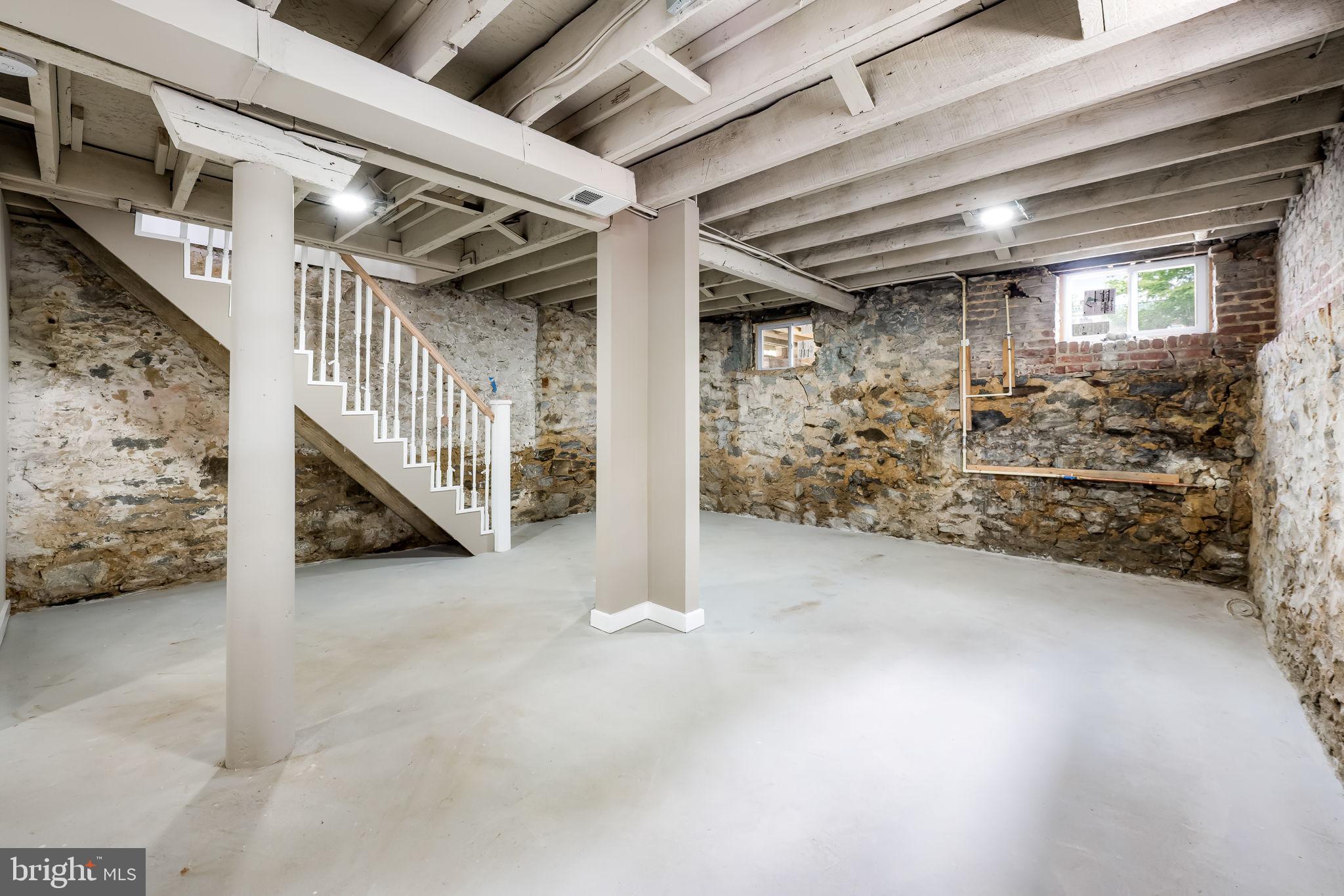 WAVERLY - Residential