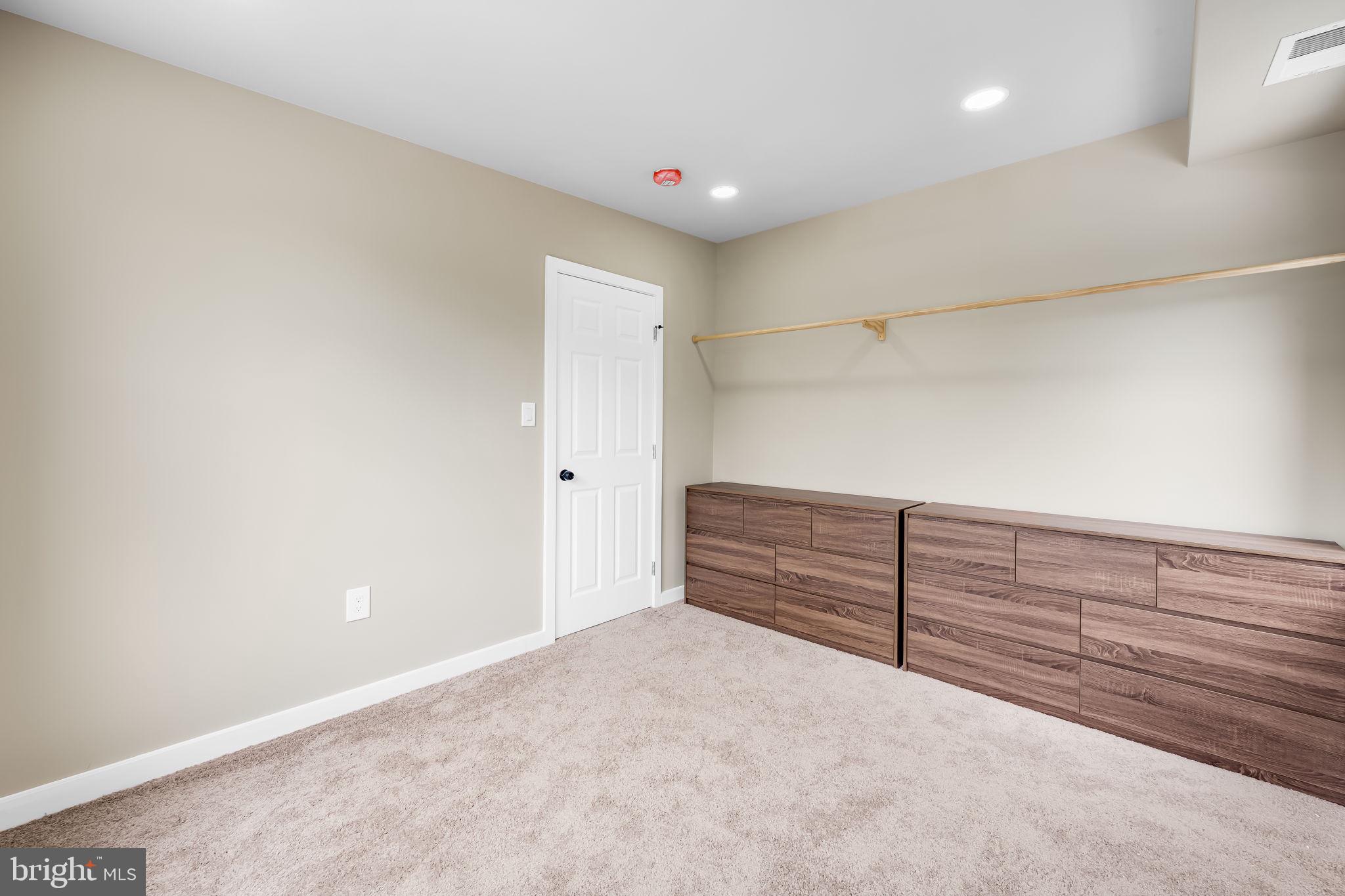 WAVERLY - Residential