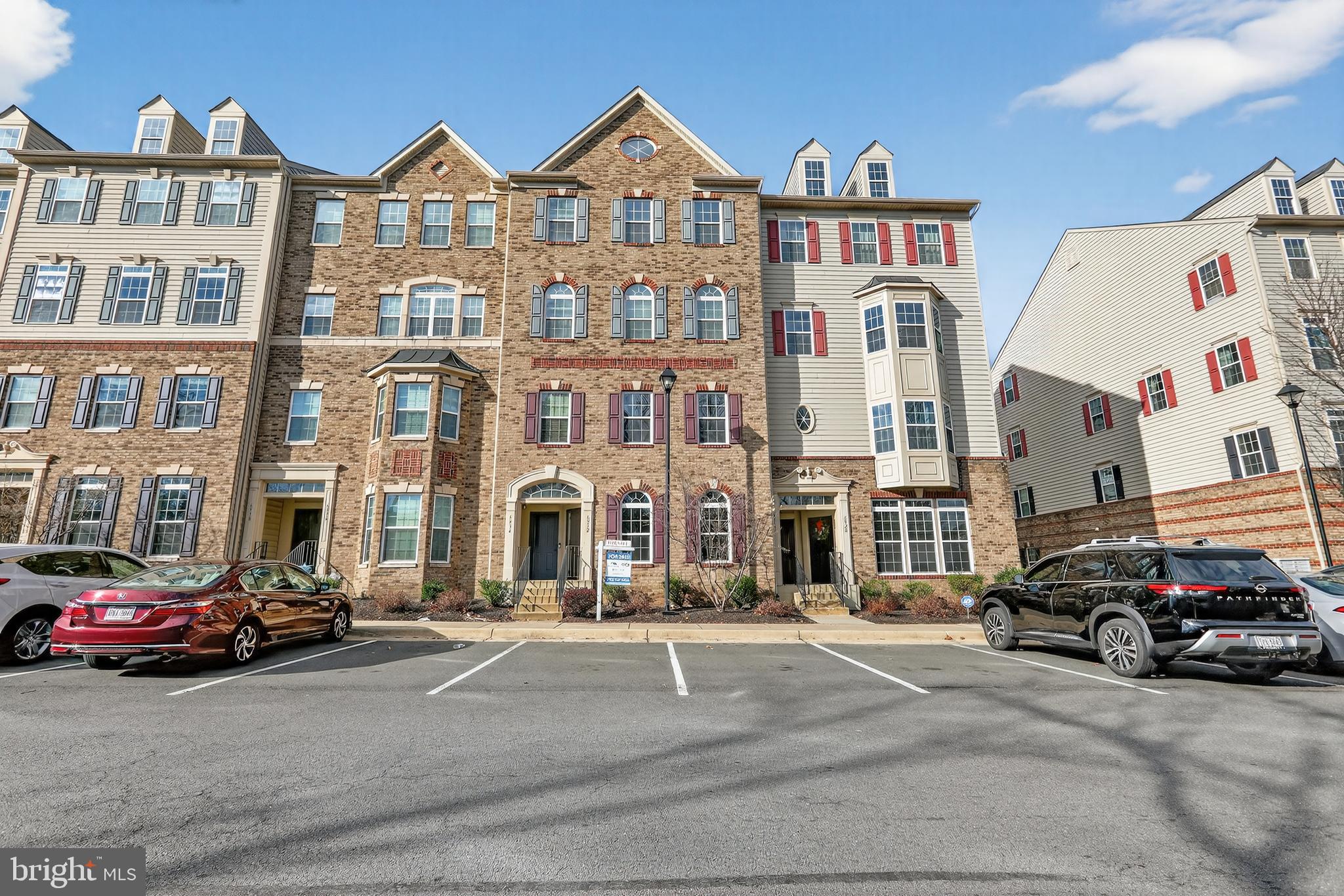 HEATHCOTE COMMONS CONDOMINIUMS - Residential