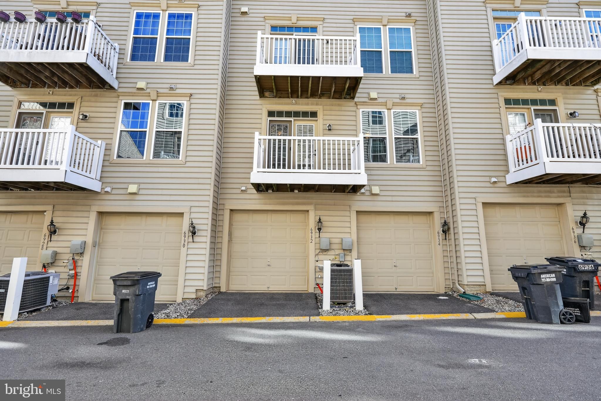 HEATHCOTE COMMONS CONDOMINIUMS - Residential