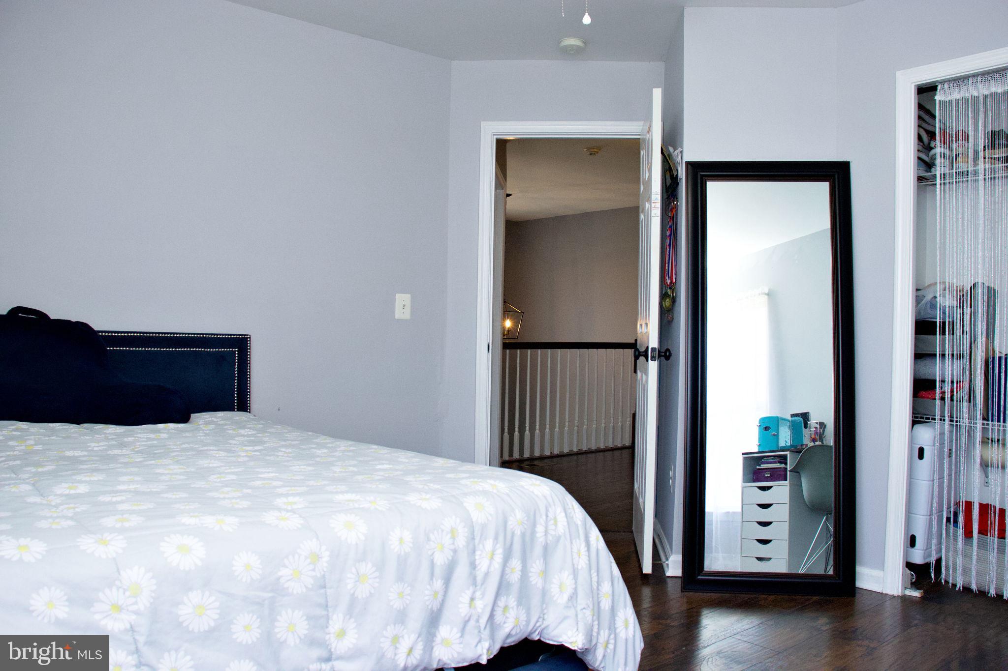 LOCUST HILL - Residential