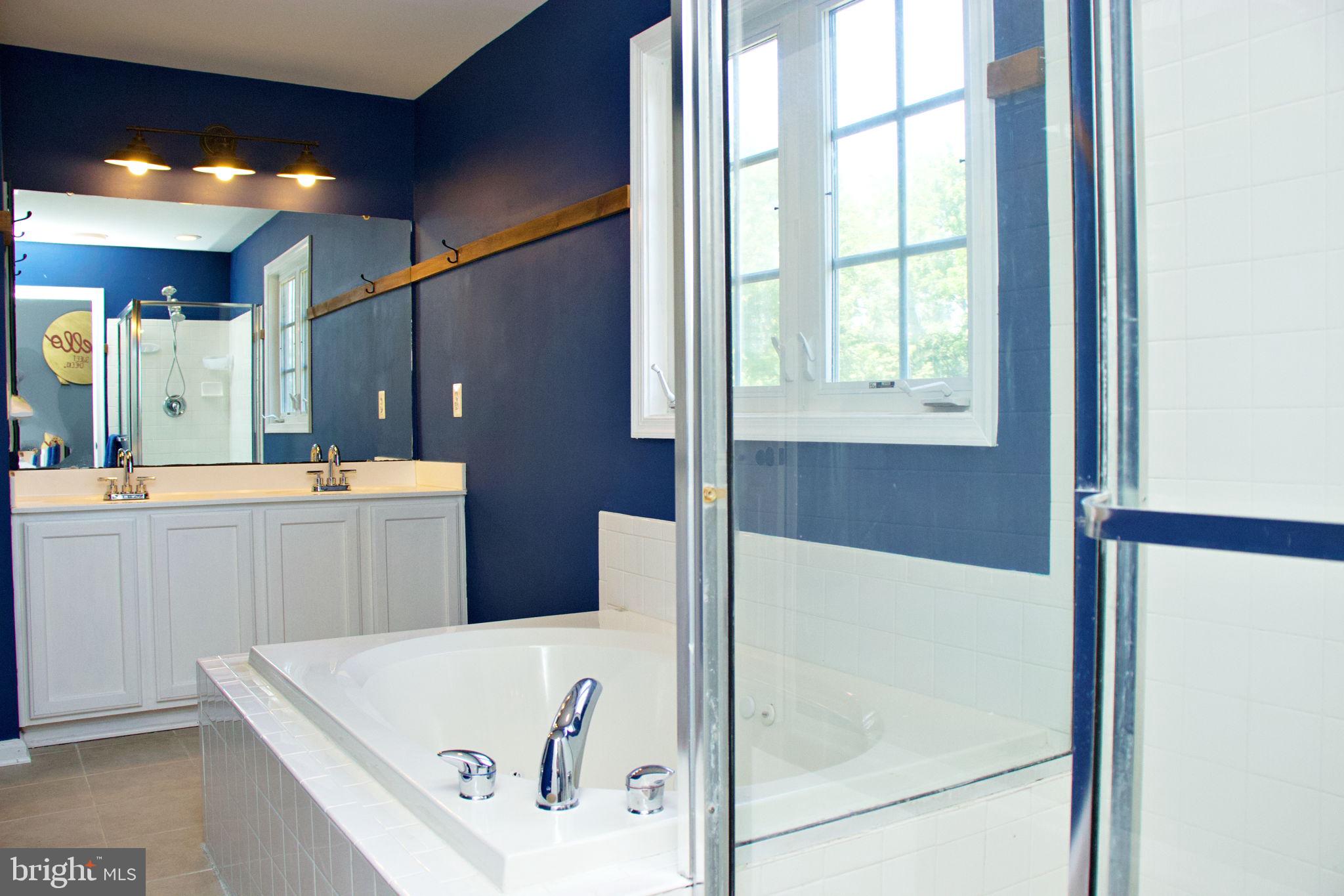 LOCUST HILL - Residential