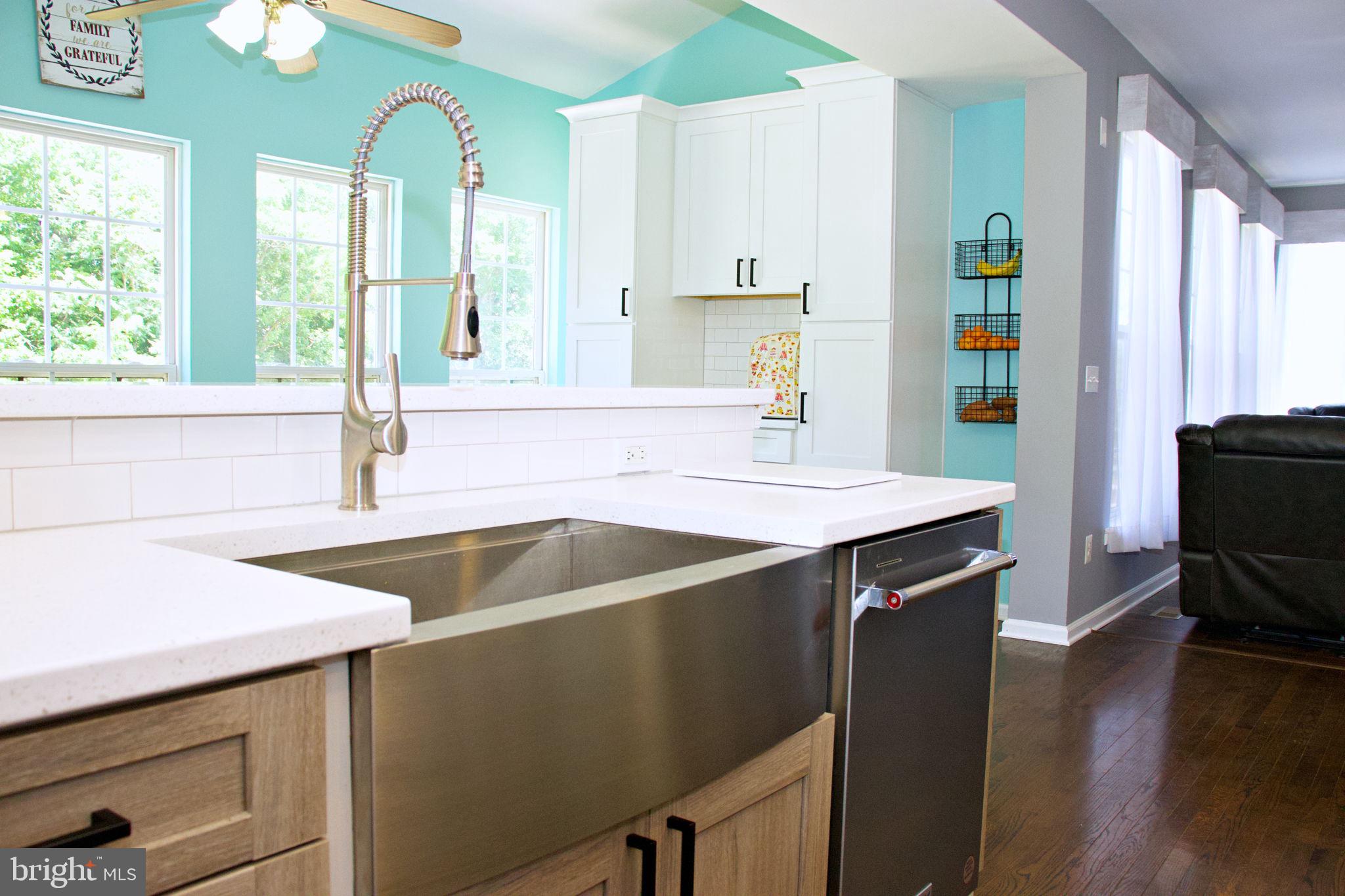 LOCUST HILL - Residential