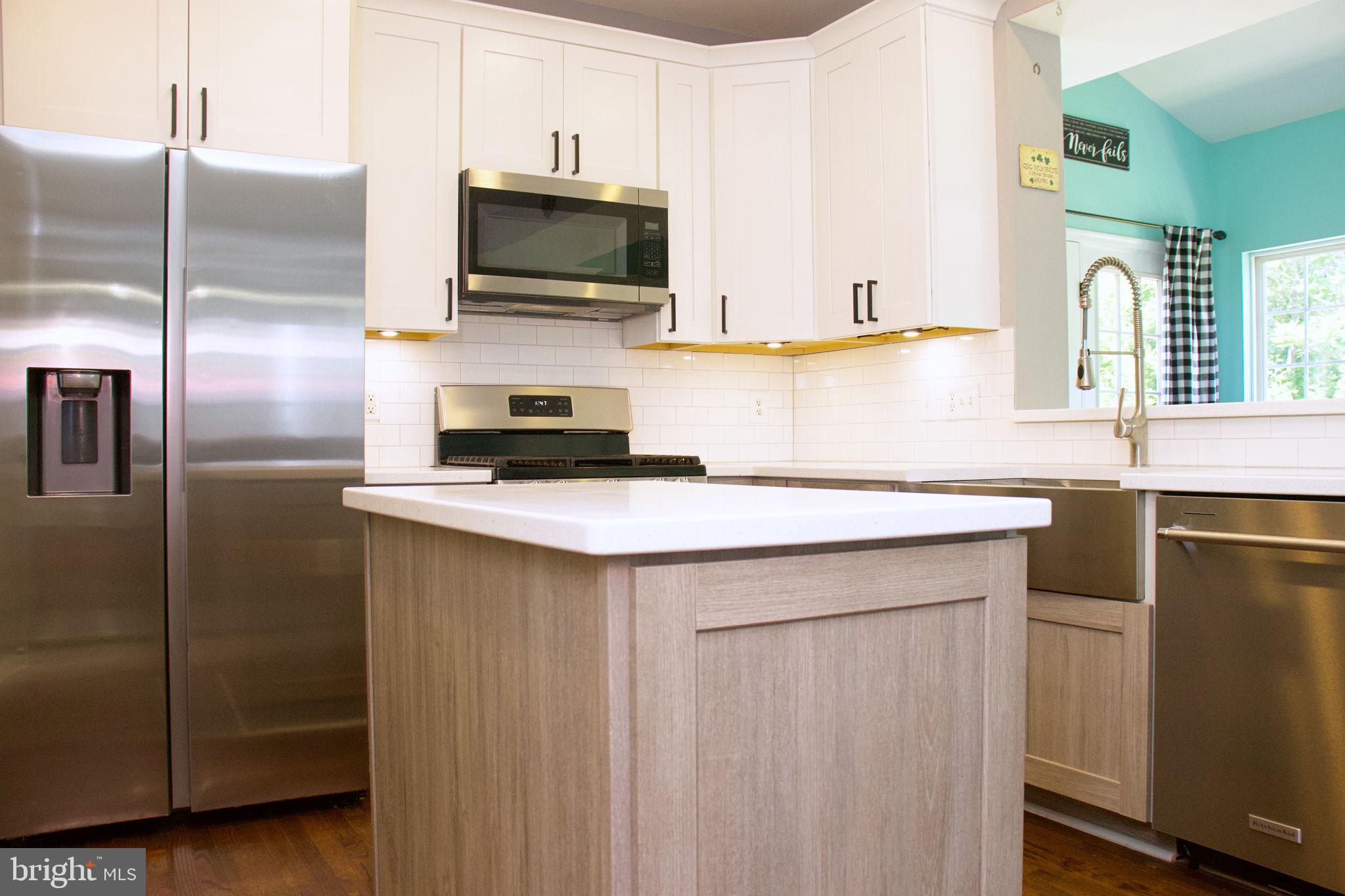 LOCUST HILL - Residential