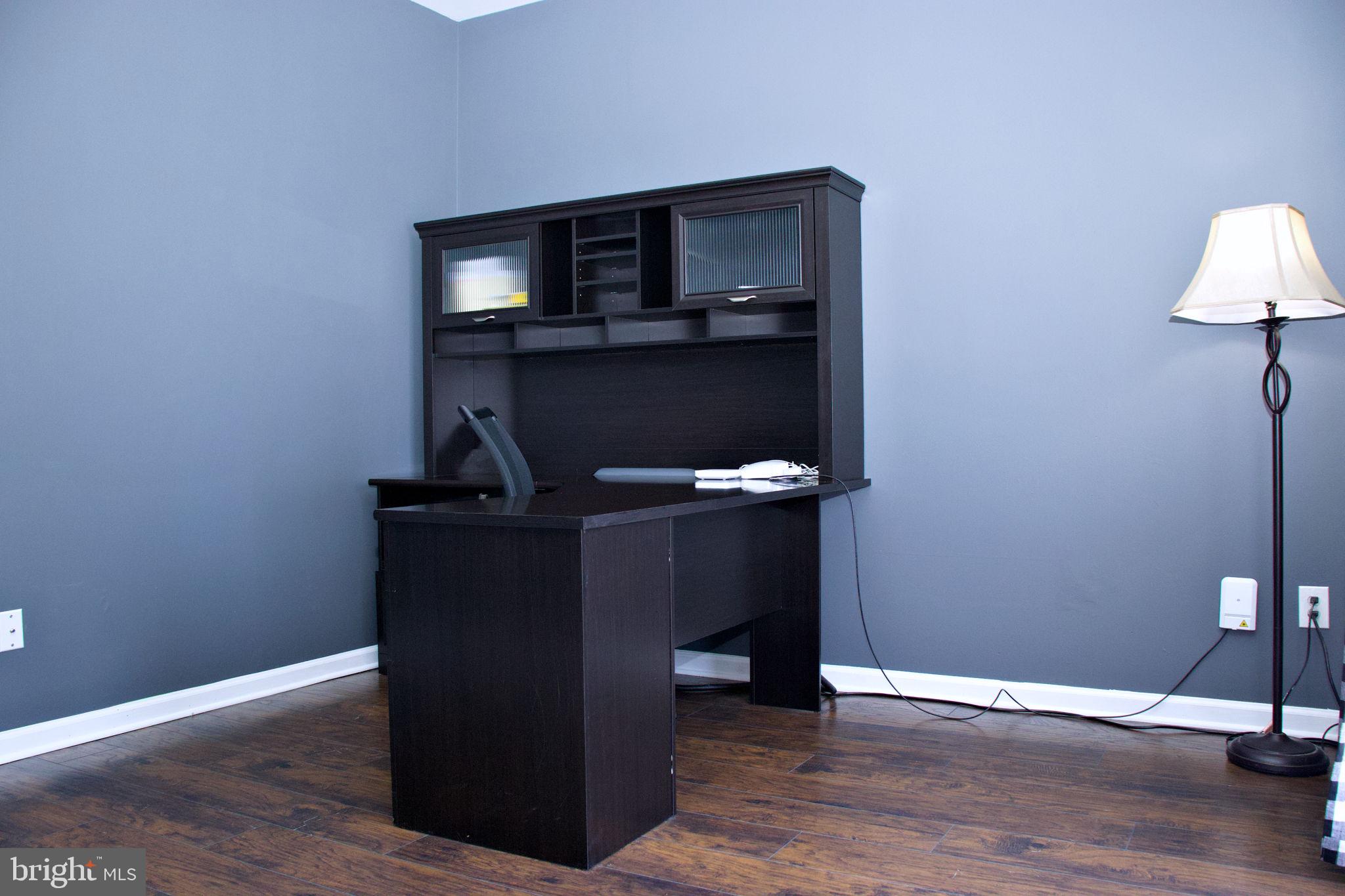 LOCUST HILL - Residential