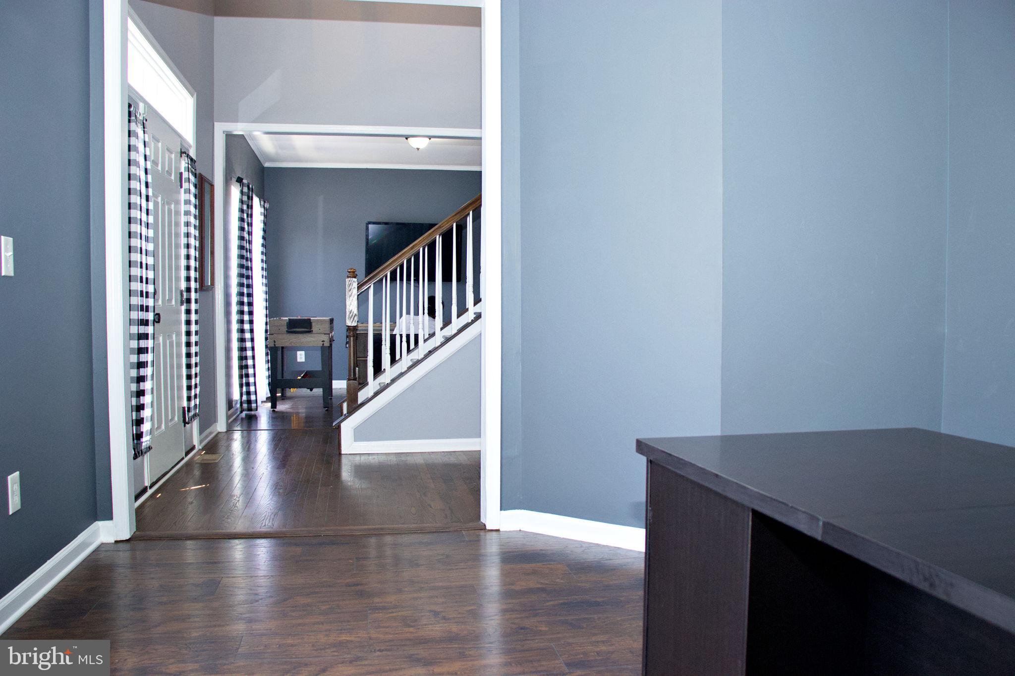 LOCUST HILL - Residential