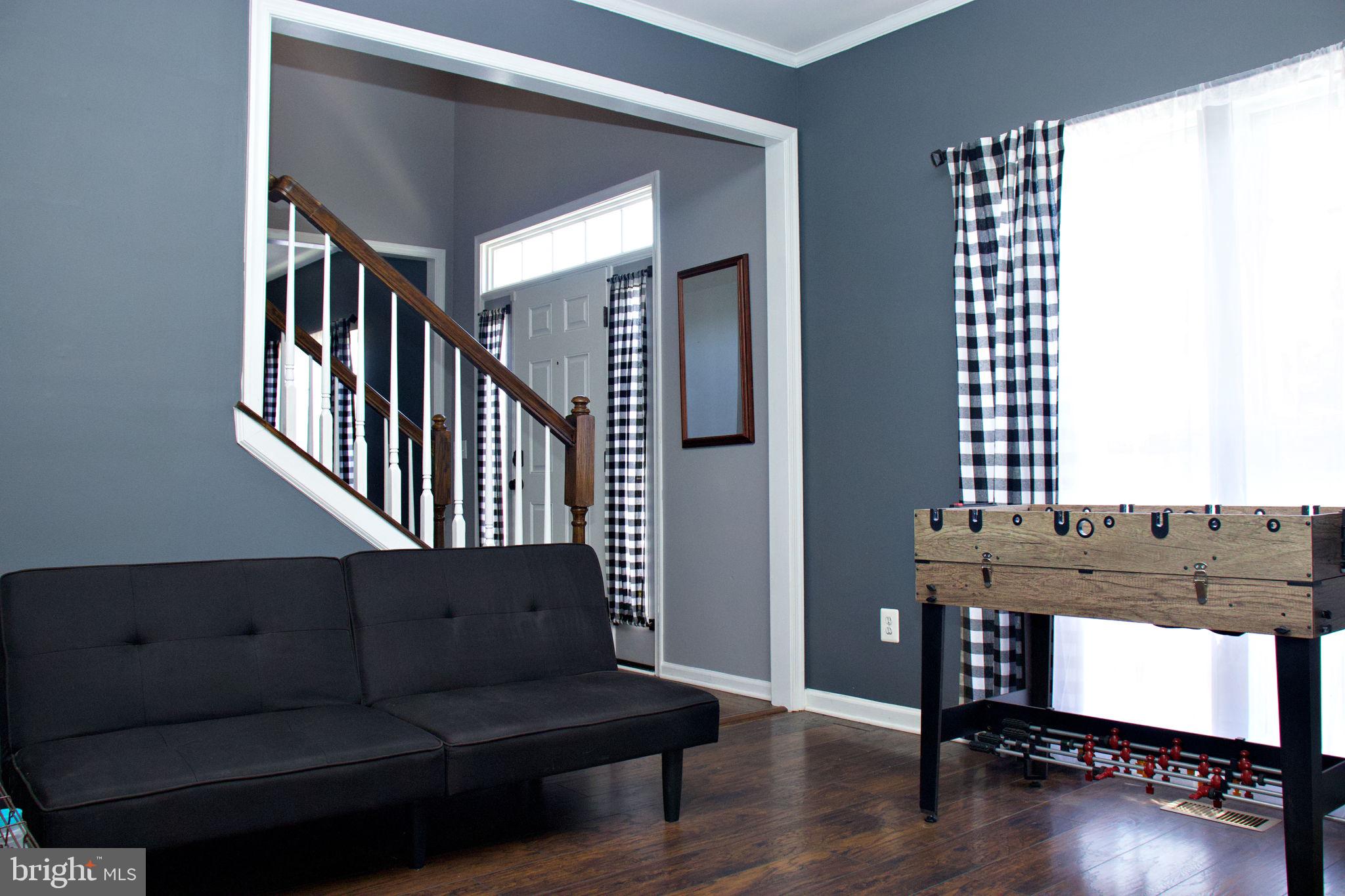 LOCUST HILL - Residential