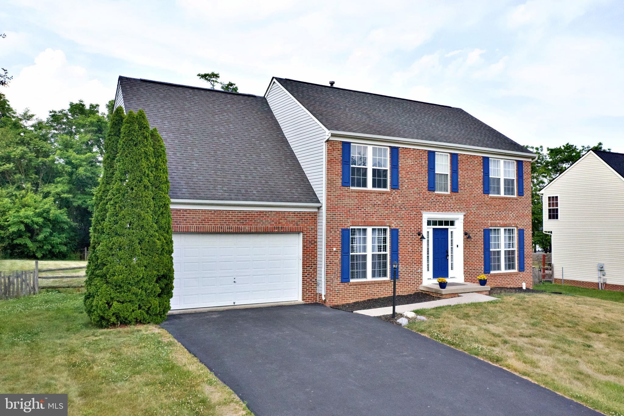 LOCUST HILL - Residential