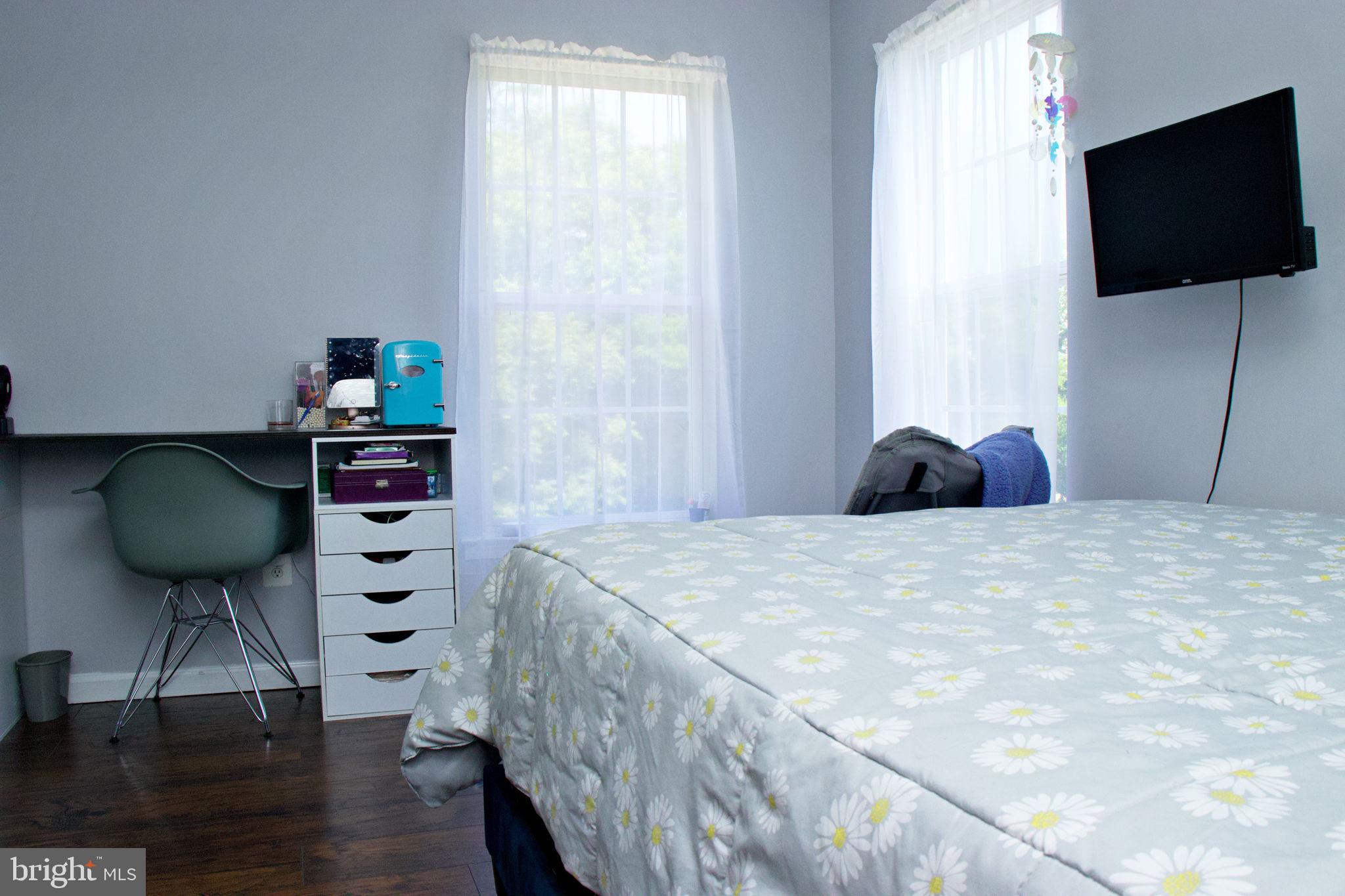 LOCUST HILL - Residential