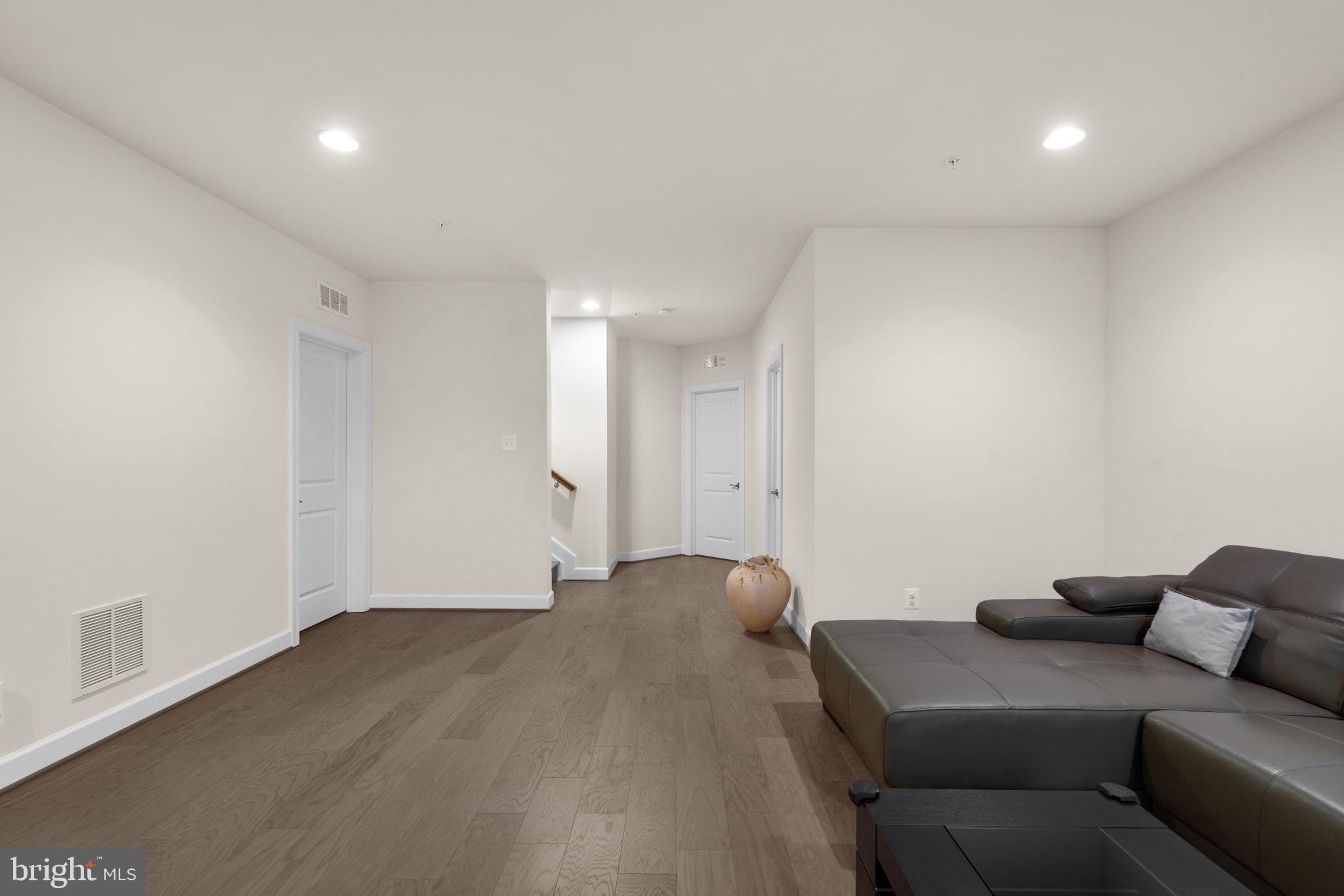 VILLAGES AT TURF VALLEY - Residential