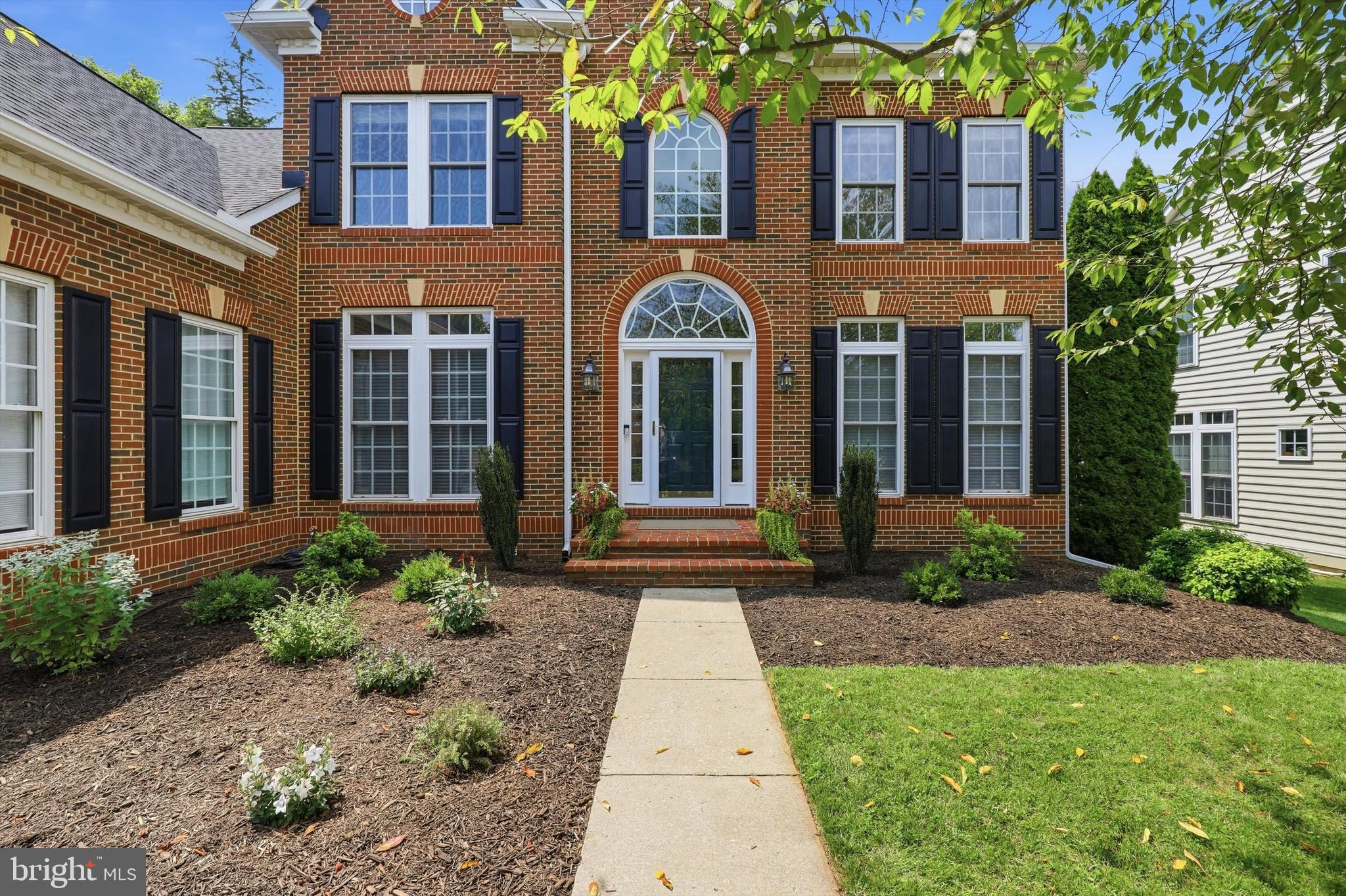 411 GLENBROOK DRIVE