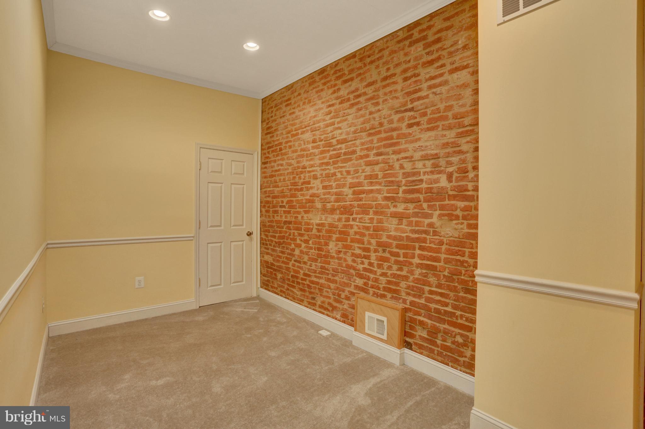 PATTERSON PARK - Residential Lease