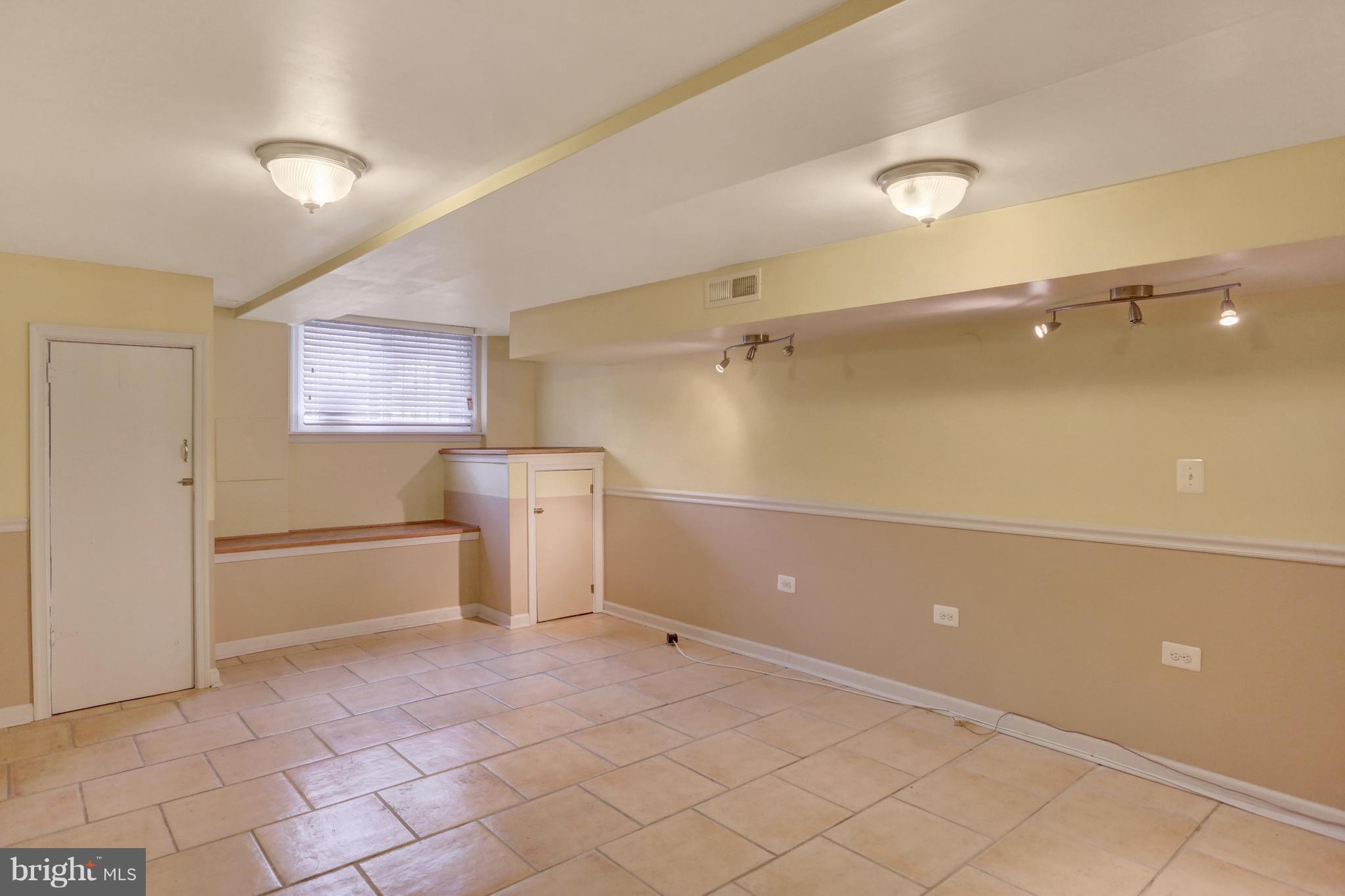 PATTERSON PARK - Residential Lease