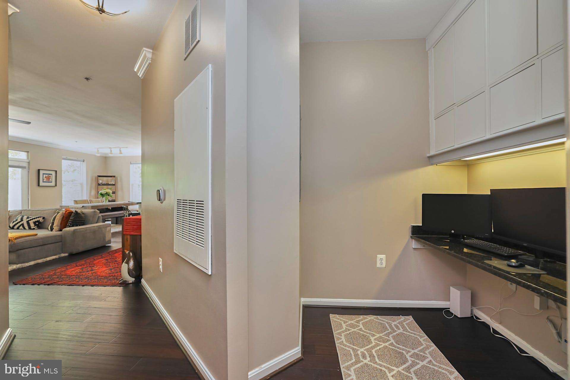 MARQUIS AT VIENNA STATION - Residential