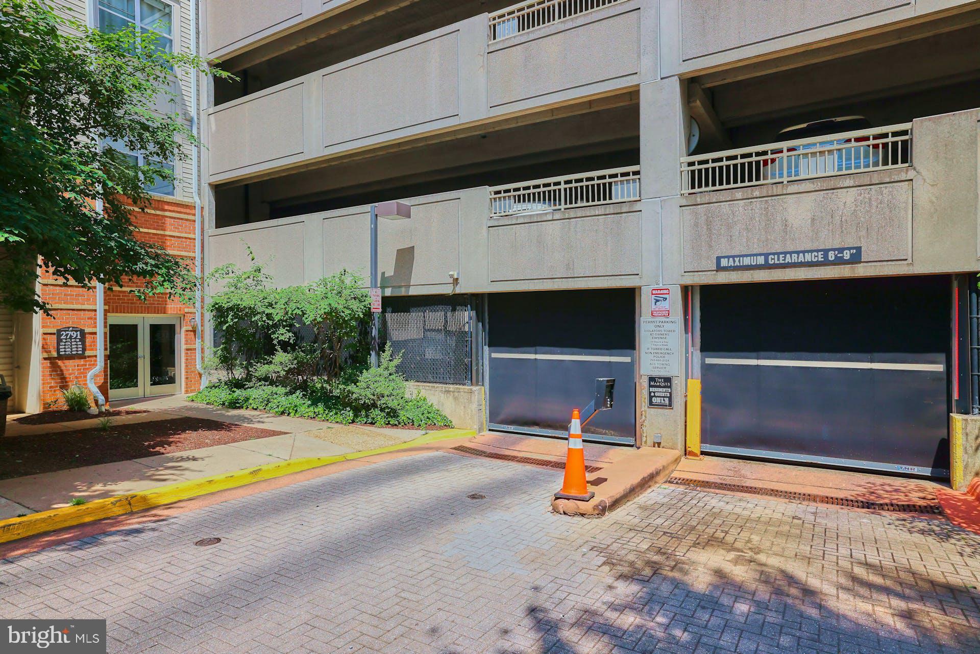 MARQUIS AT VIENNA STATION - Residential