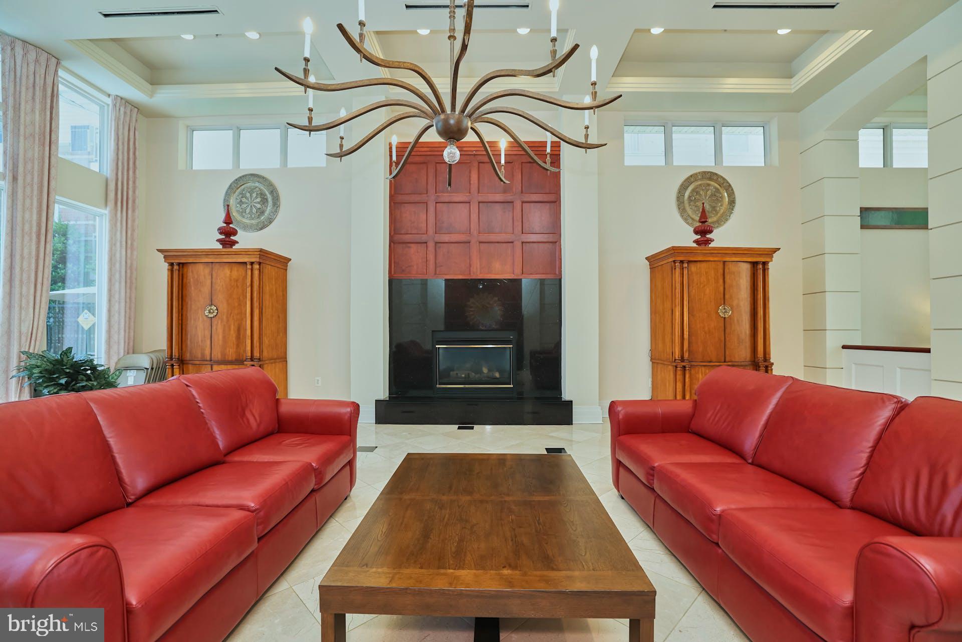 MARQUIS AT VIENNA STATION - Residential