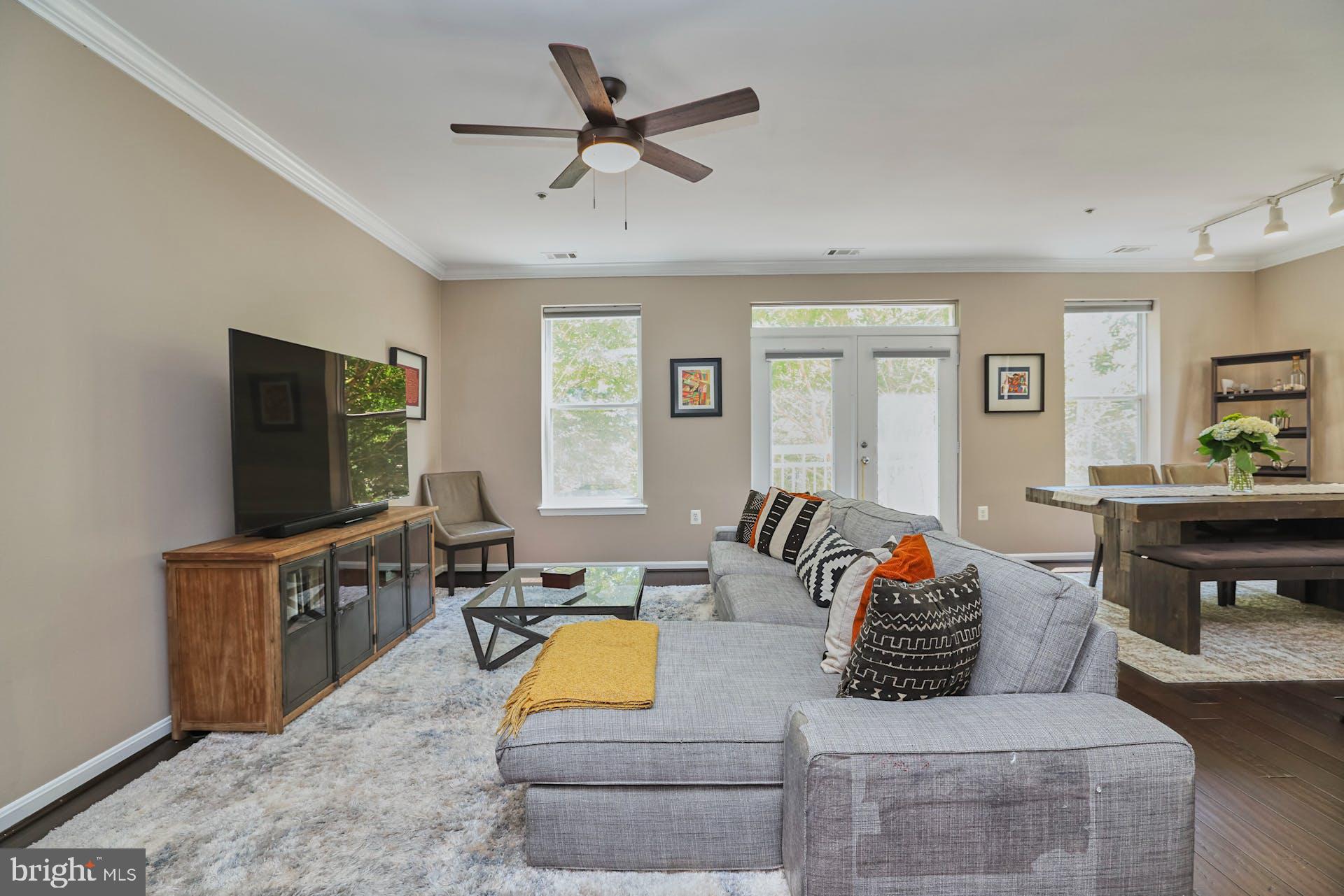 MARQUIS AT VIENNA STATION - Residential