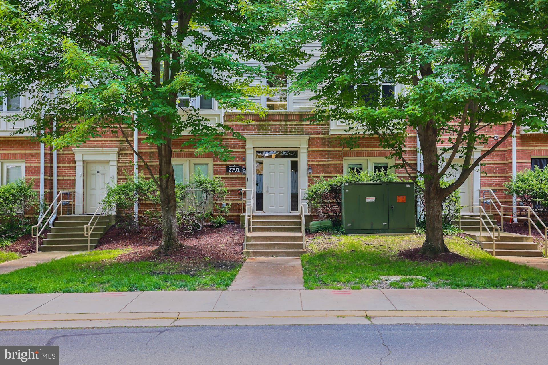 MARQUIS AT VIENNA STATION - Residential