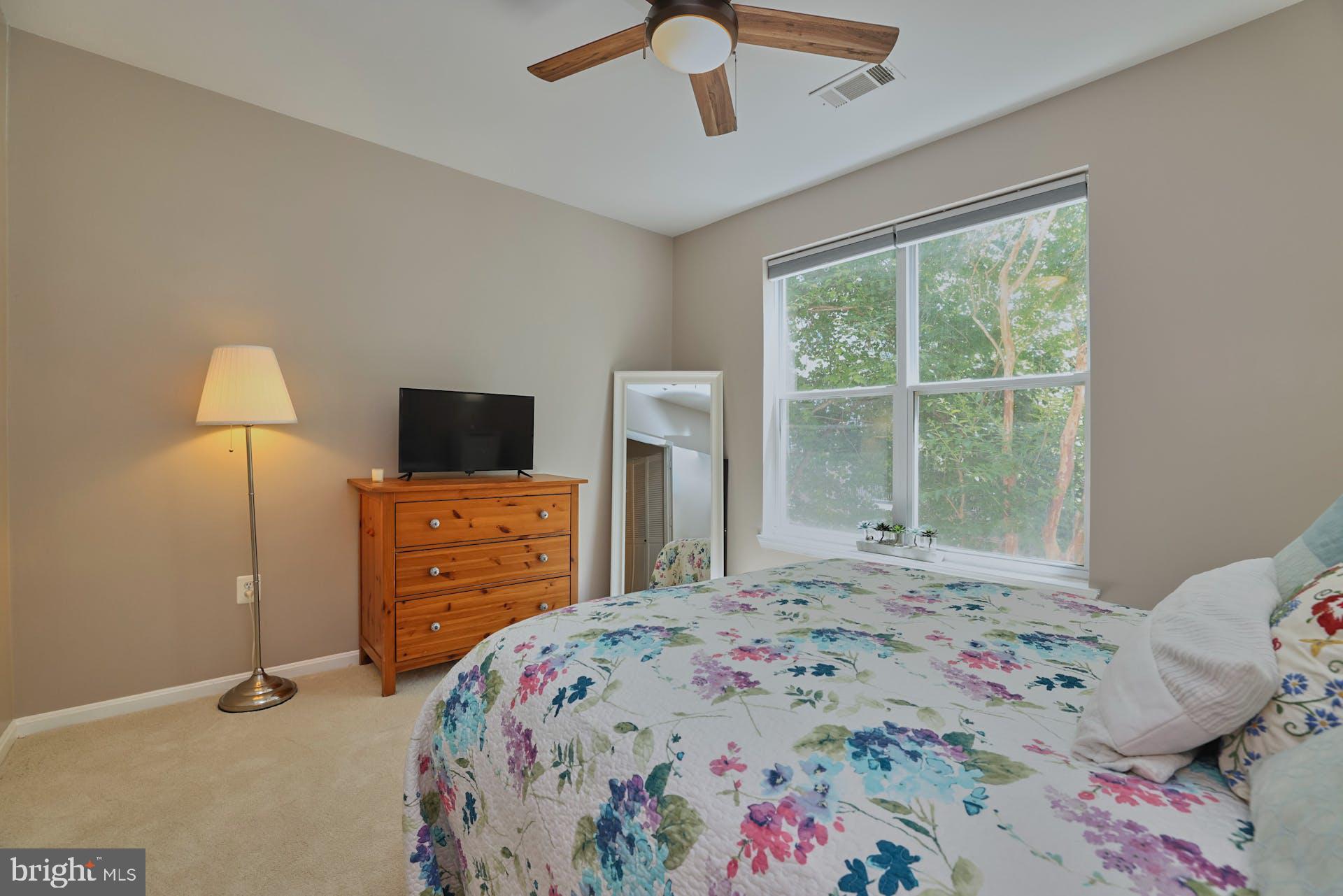 MARQUIS AT VIENNA STATION - Residential