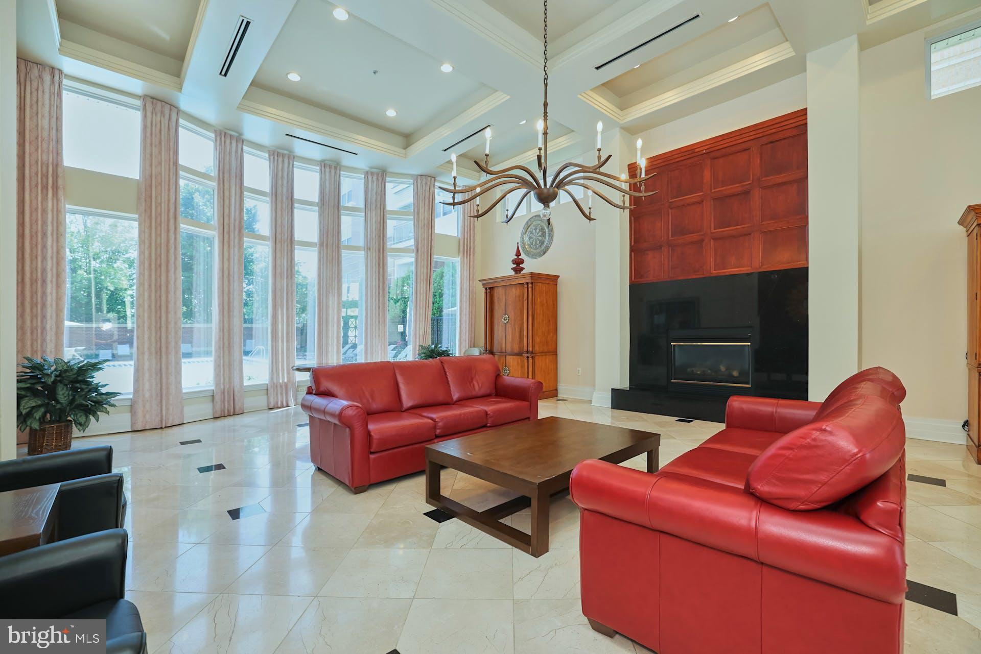 MARQUIS AT VIENNA STATION - Residential