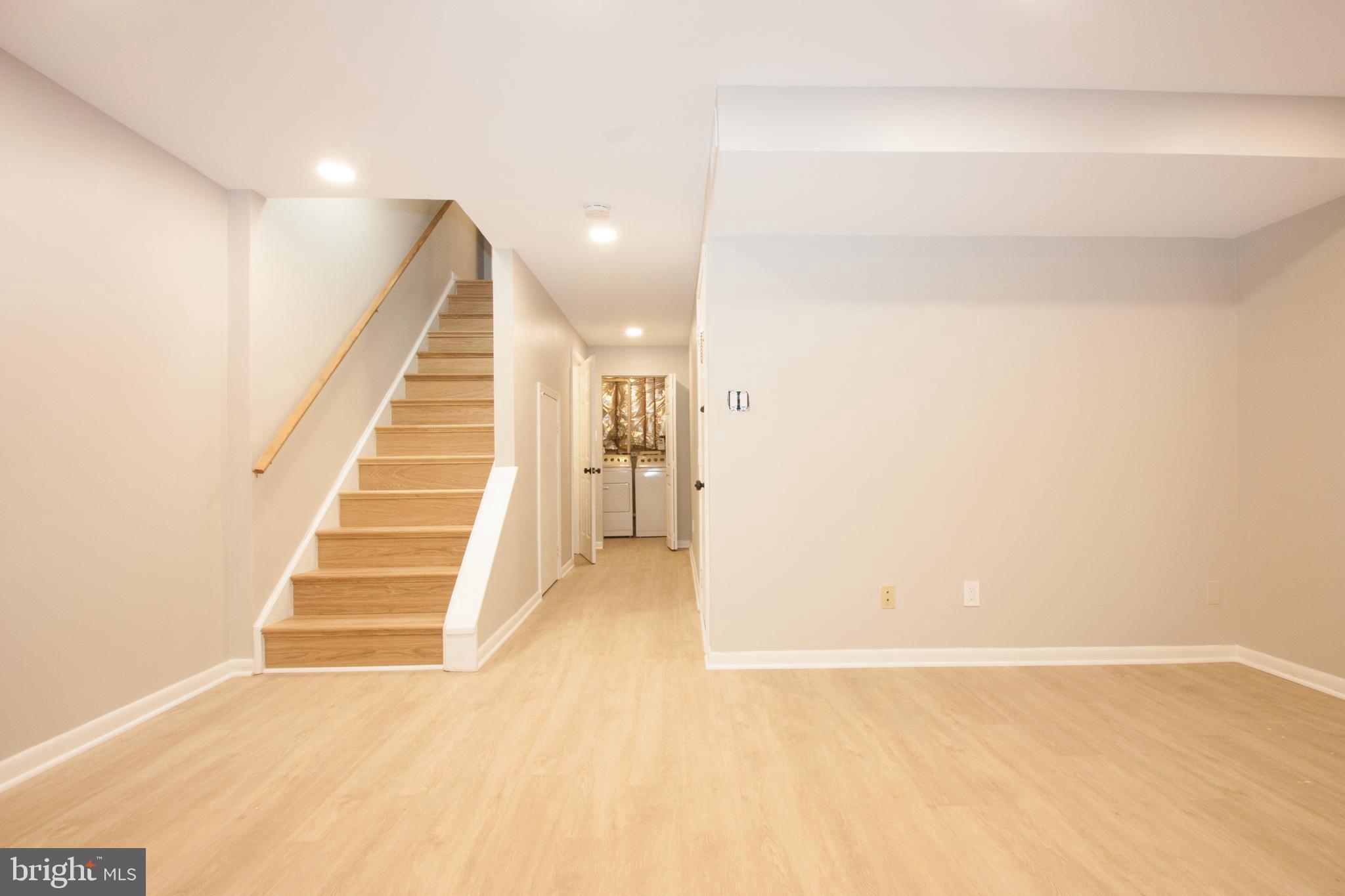 RESTON - Residential Lease