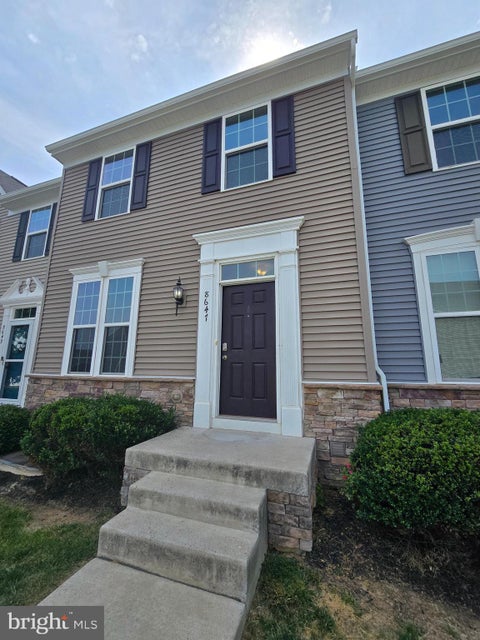 Townhouse For Sale - 8647 Rosecrans Lane<br/> SPOTSYLVANIA, VA 22553