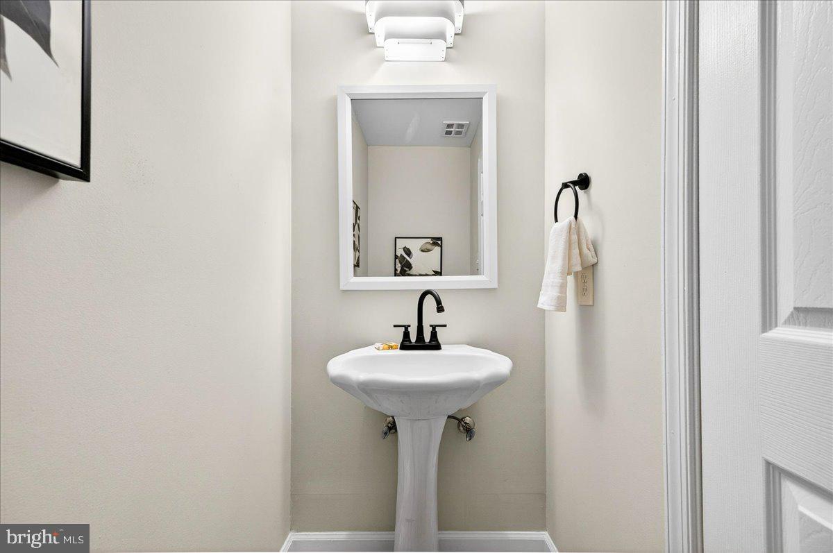 OLD MILL COMMUNITY - Residential