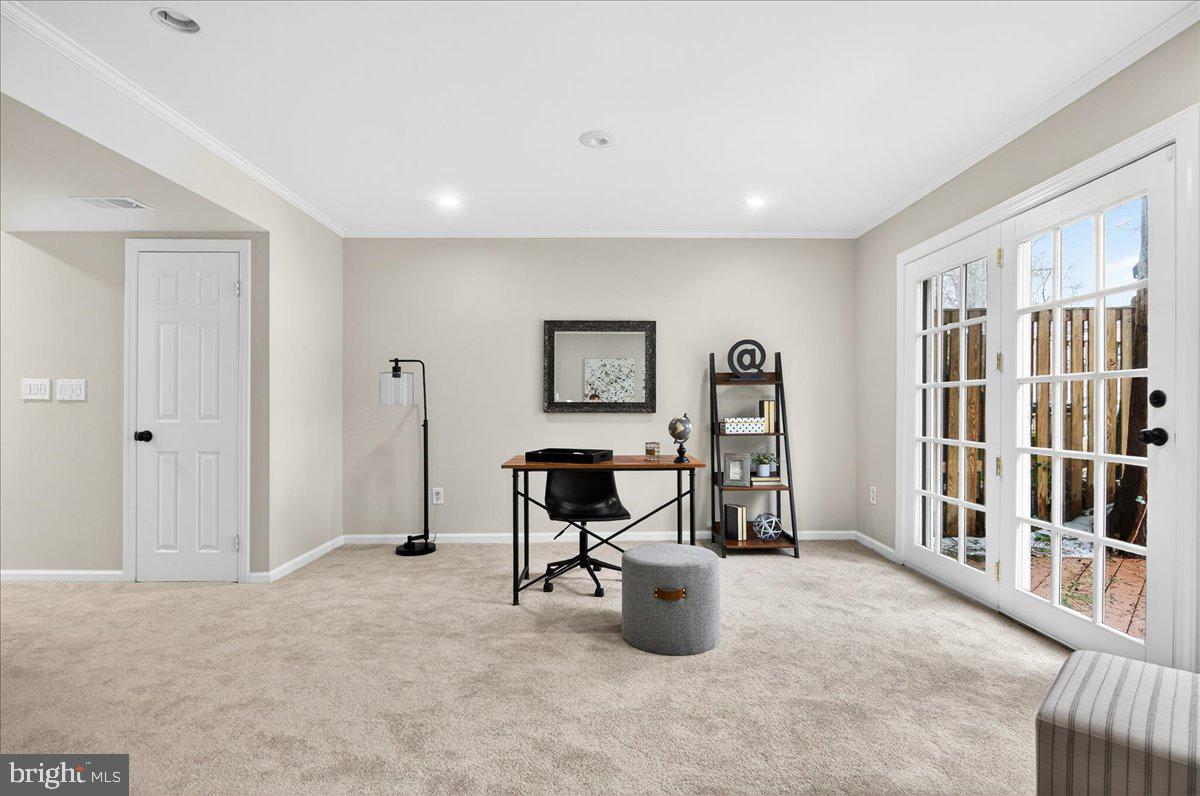 OLD MILL COMMUNITY - Residential